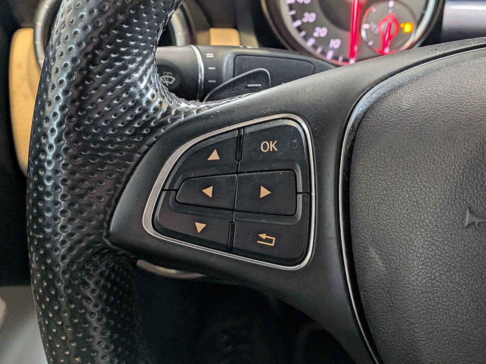 Thumbnail: 2015 Mercedes-Benz CLA - 22