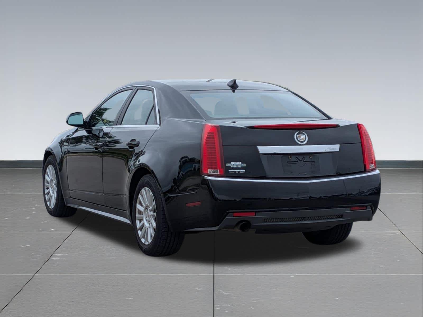 Thumbnail: 2011 Cadillac CTS - 3