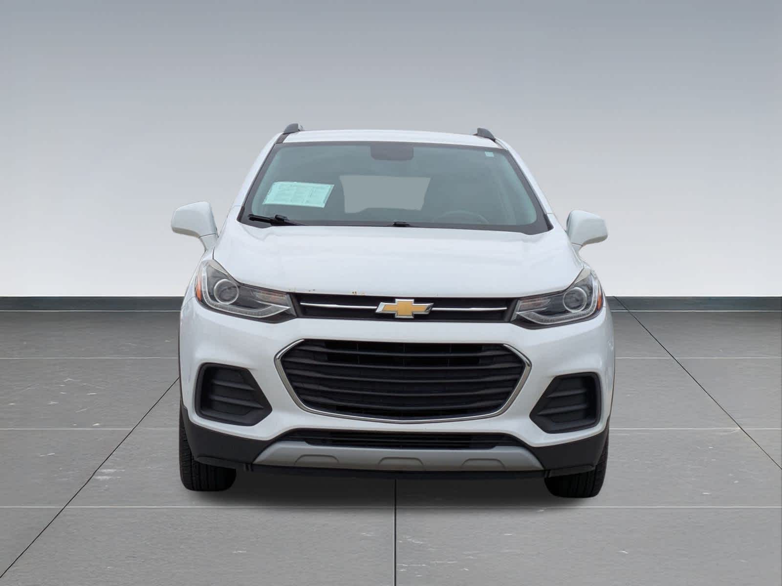 Thumbnail: 2017 Chevrolet Trax - 9