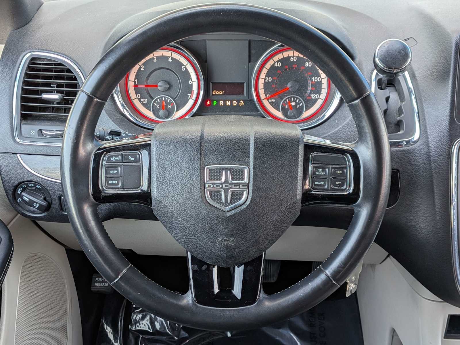 Thumbnail: 2019 Dodge Grand Caravan - 21