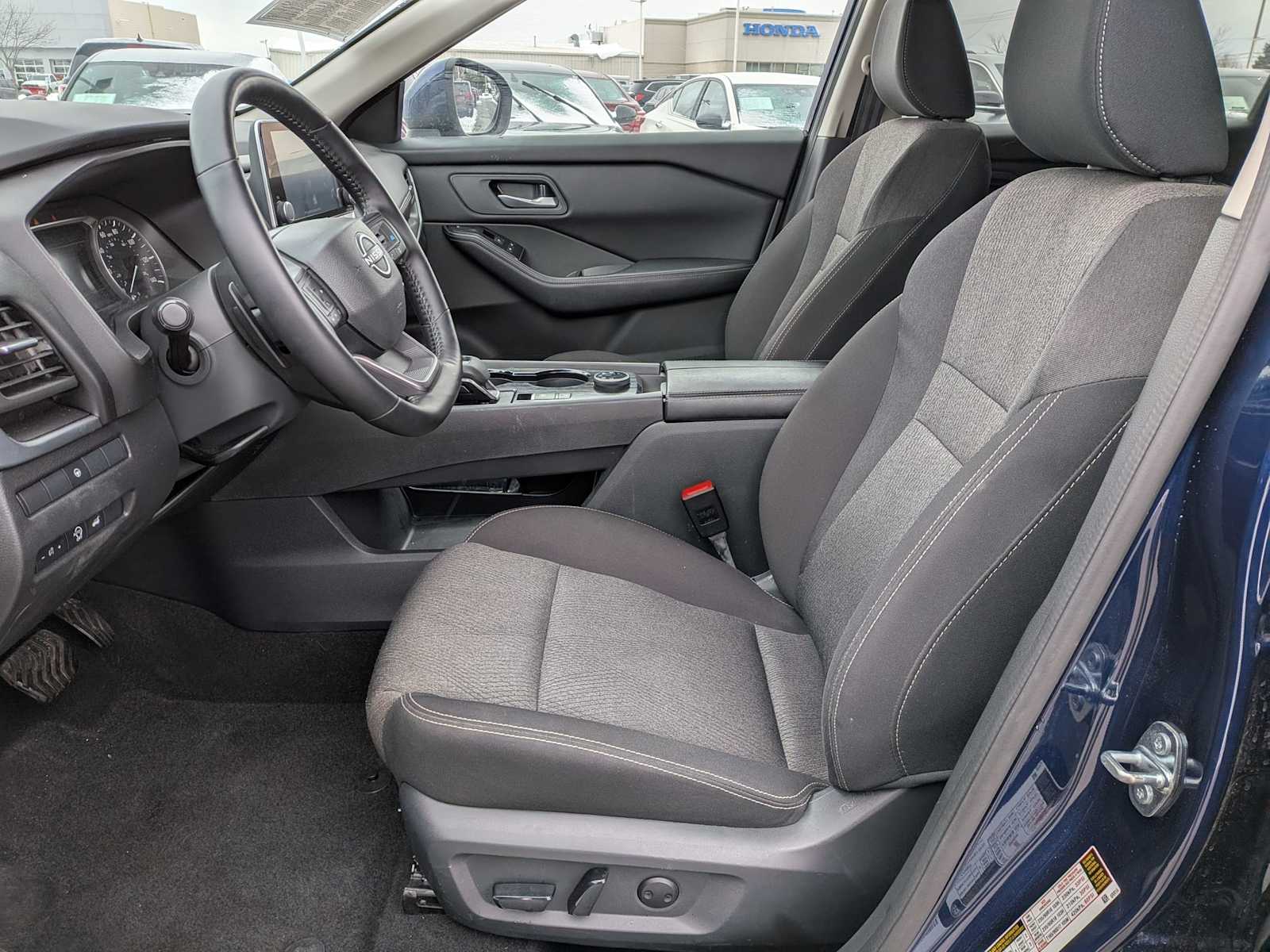 Thumbnail: 2025 Nissan Rogue - 15