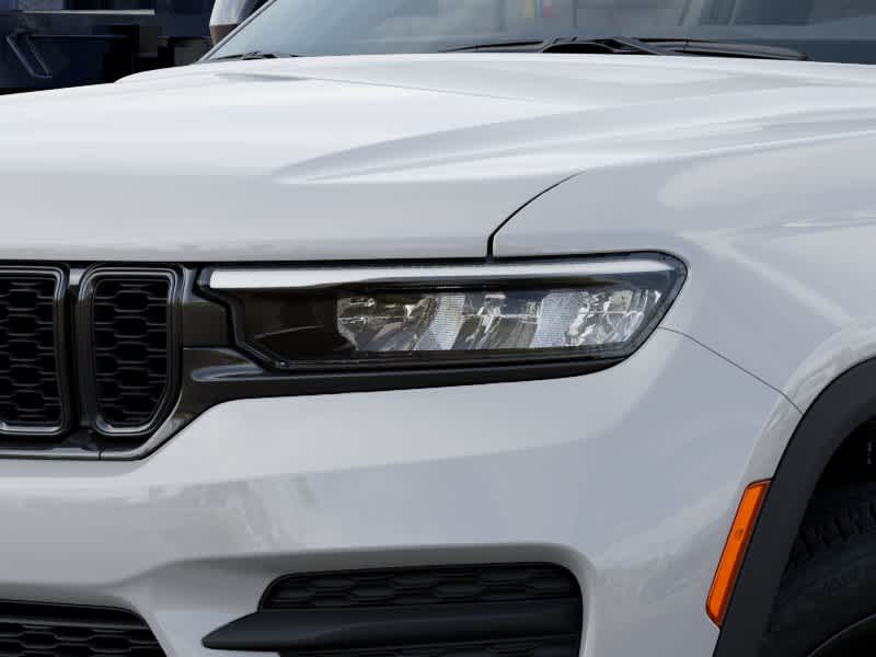 Thumbnail: 2025 Jeep Grand Cherokee - 10