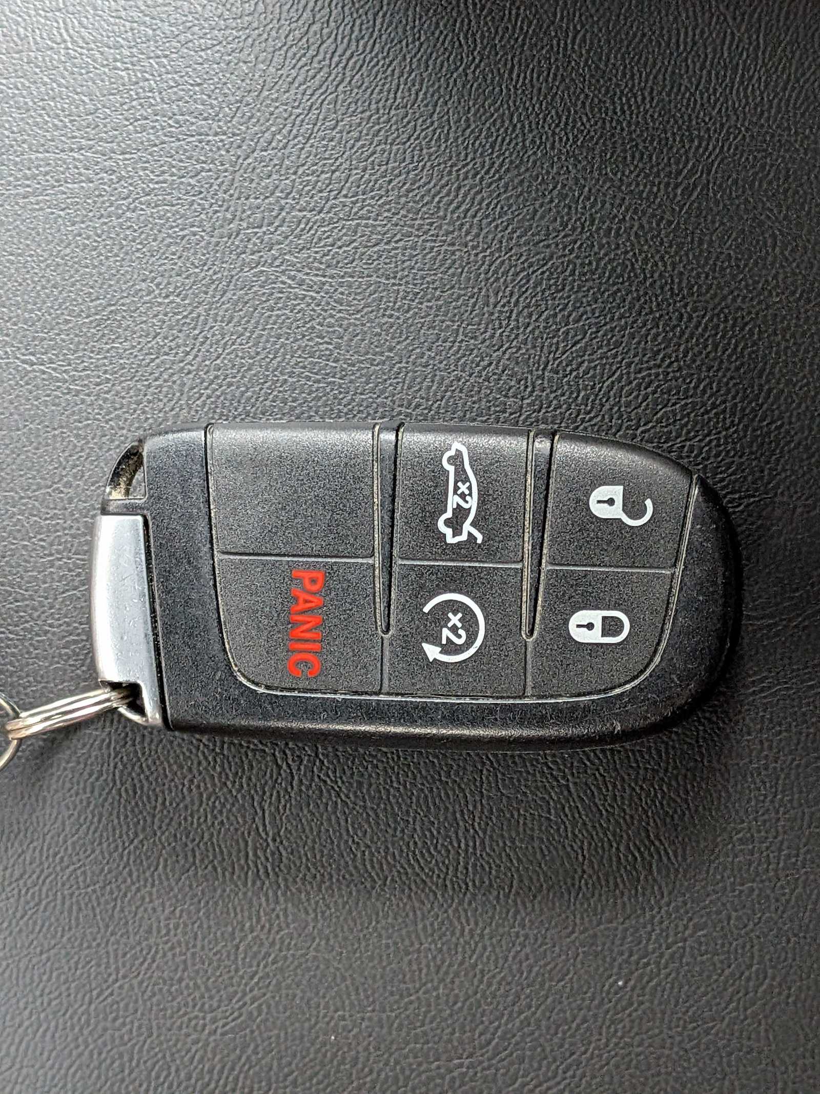 Thumbnail: 2016 Dodge Challenger - 32