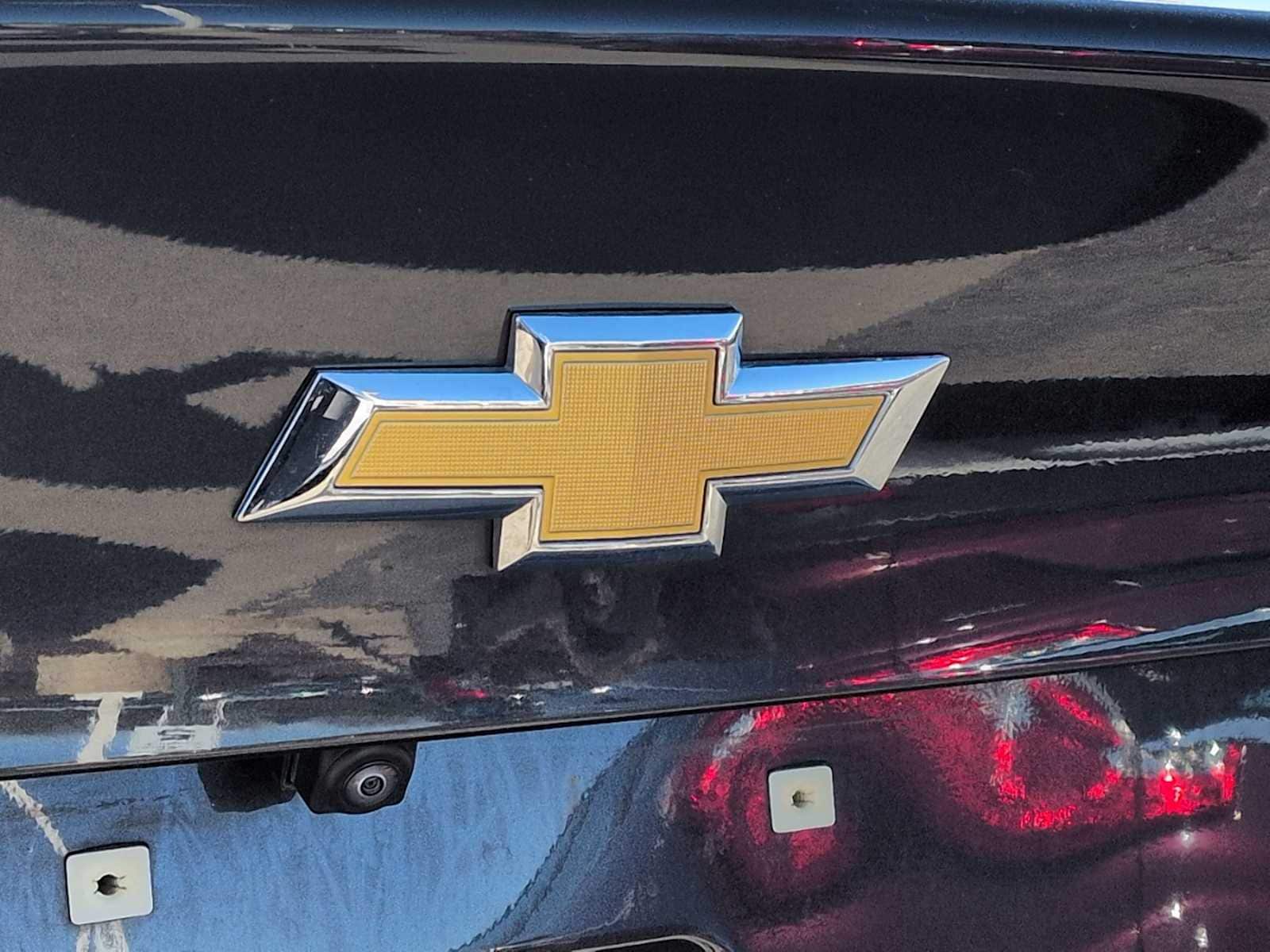 Thumbnail: 2023 Chevrolet Malibu - 11