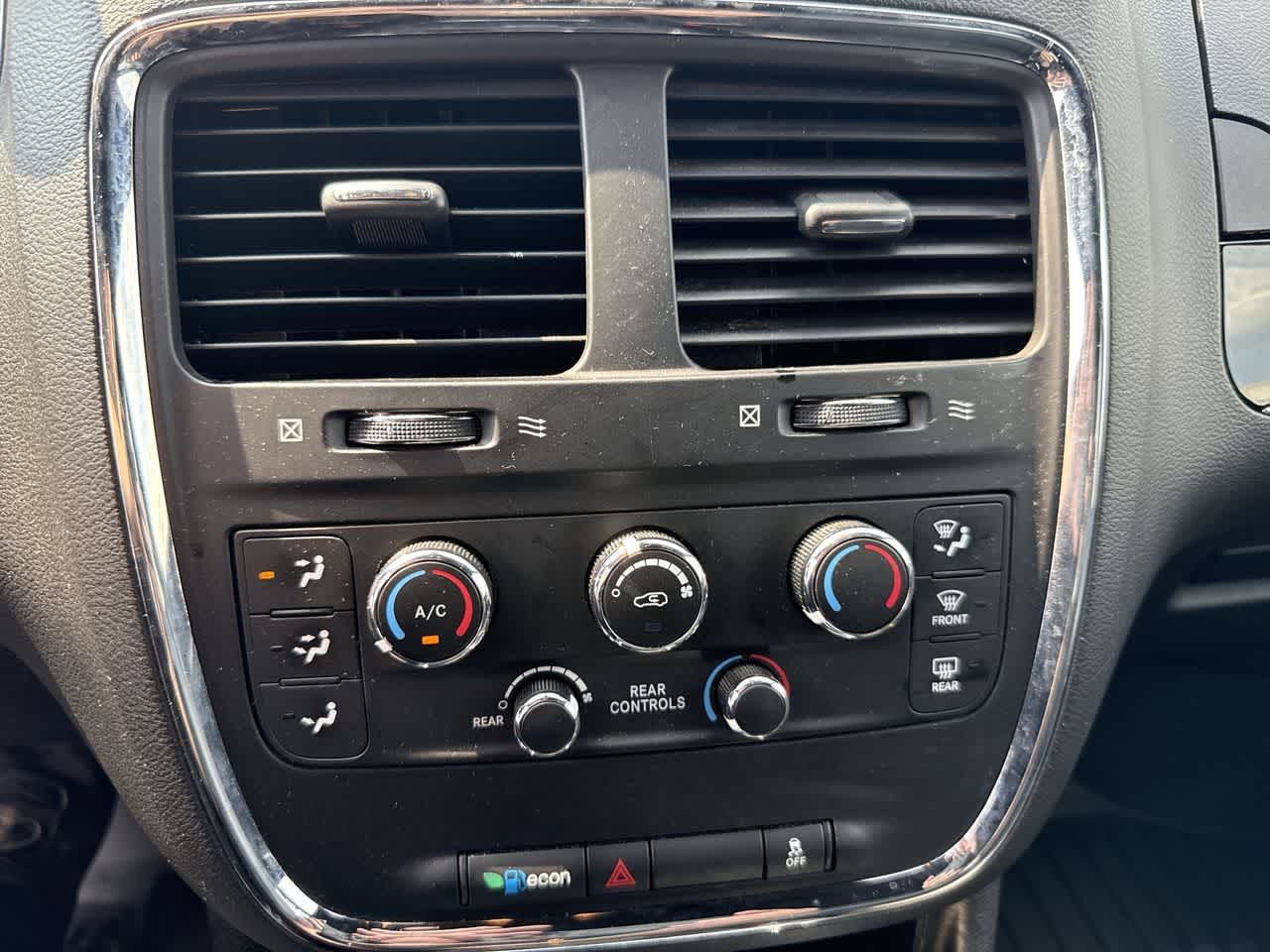 Thumbnail: 2019 Dodge Grand Caravan - 35