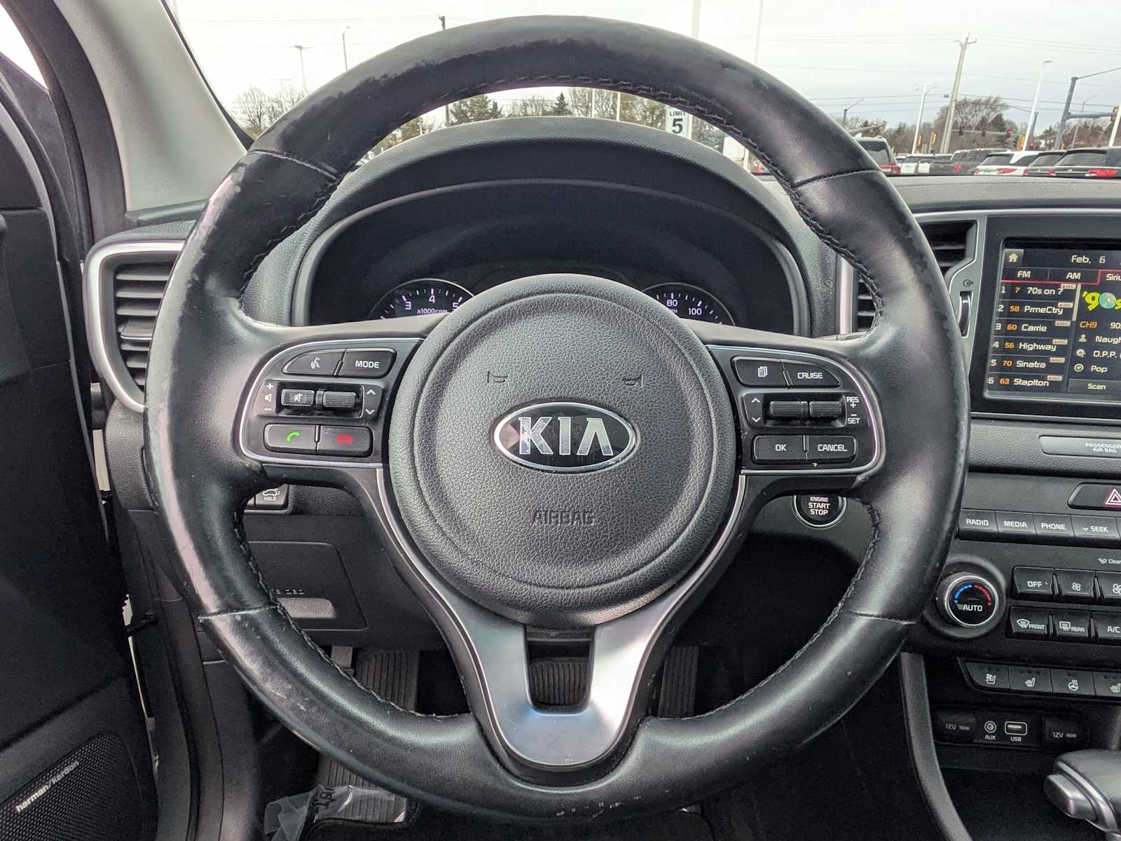 Thumbnail: 2017 Kia Sportage - 24