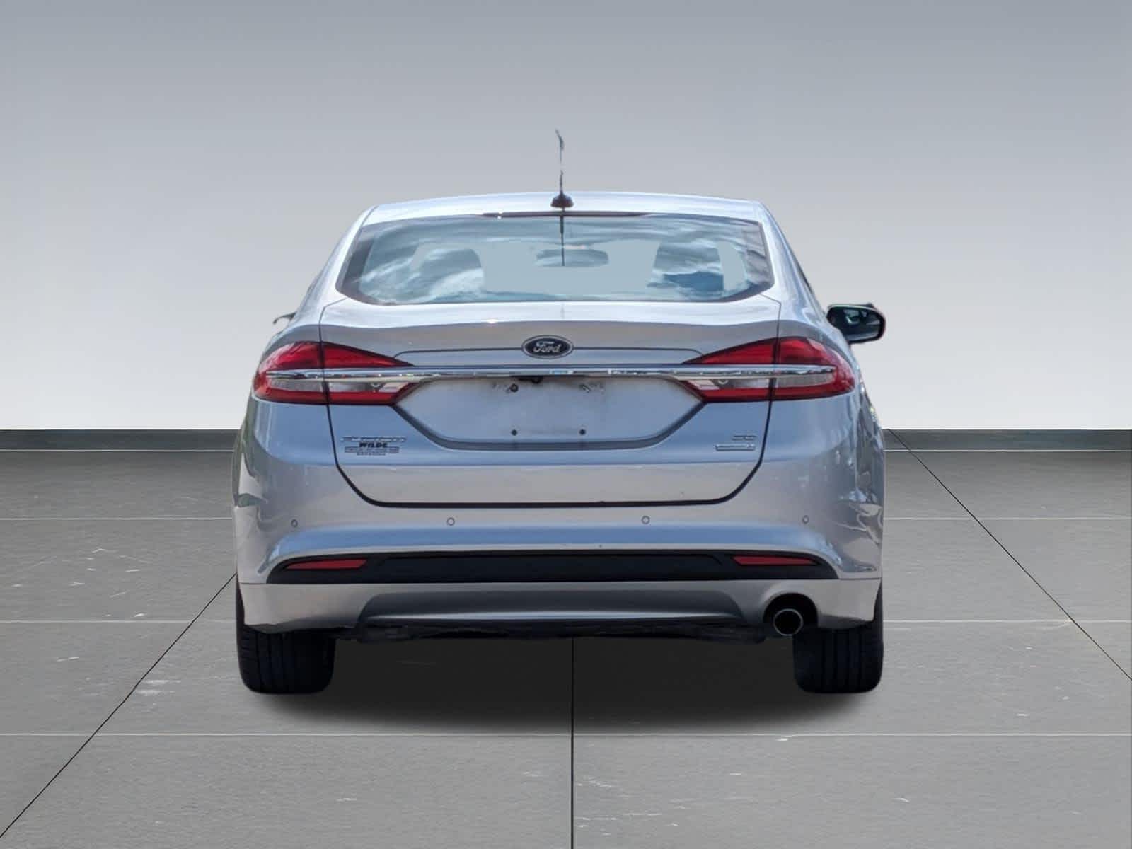 Thumbnail: 2018 Ford Fusion - 4