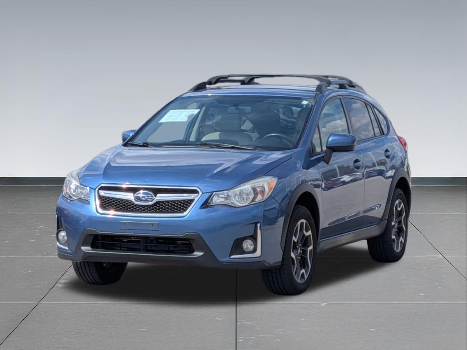 Thumbnail: 2016 Subaru Crosstrek - 10