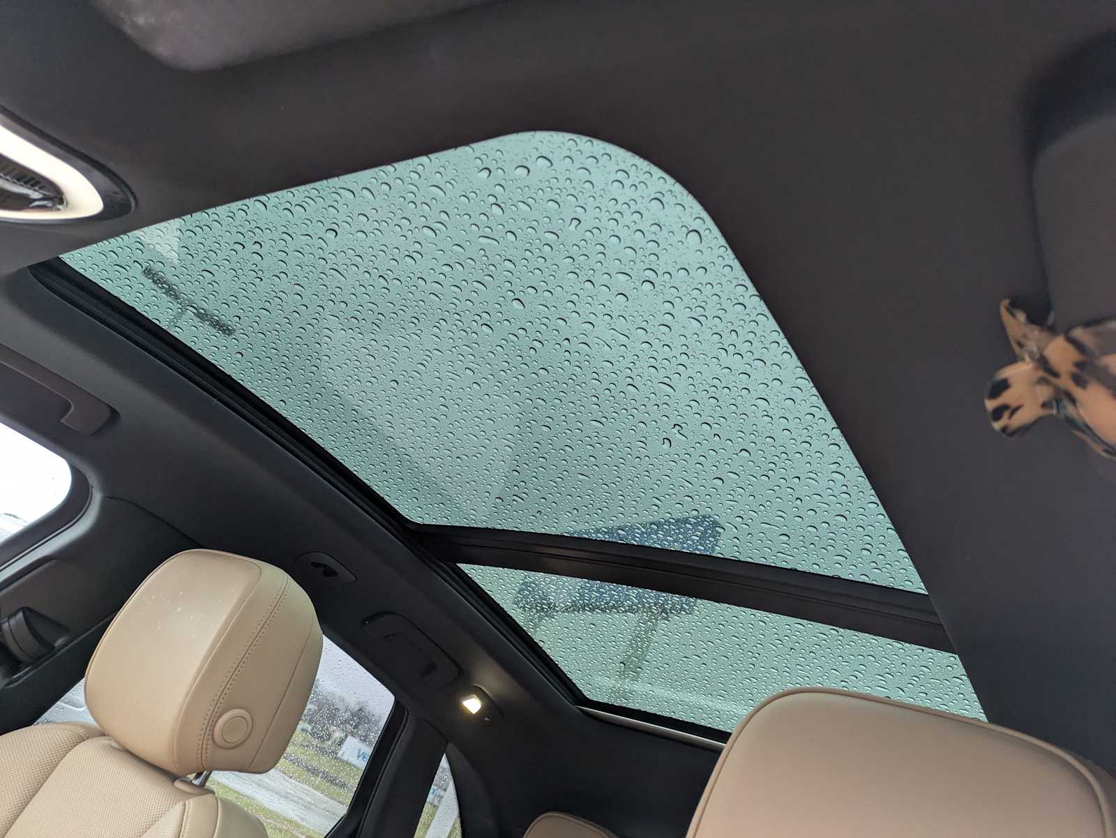 Thumbnail: 2021 Porsche Macan - 14