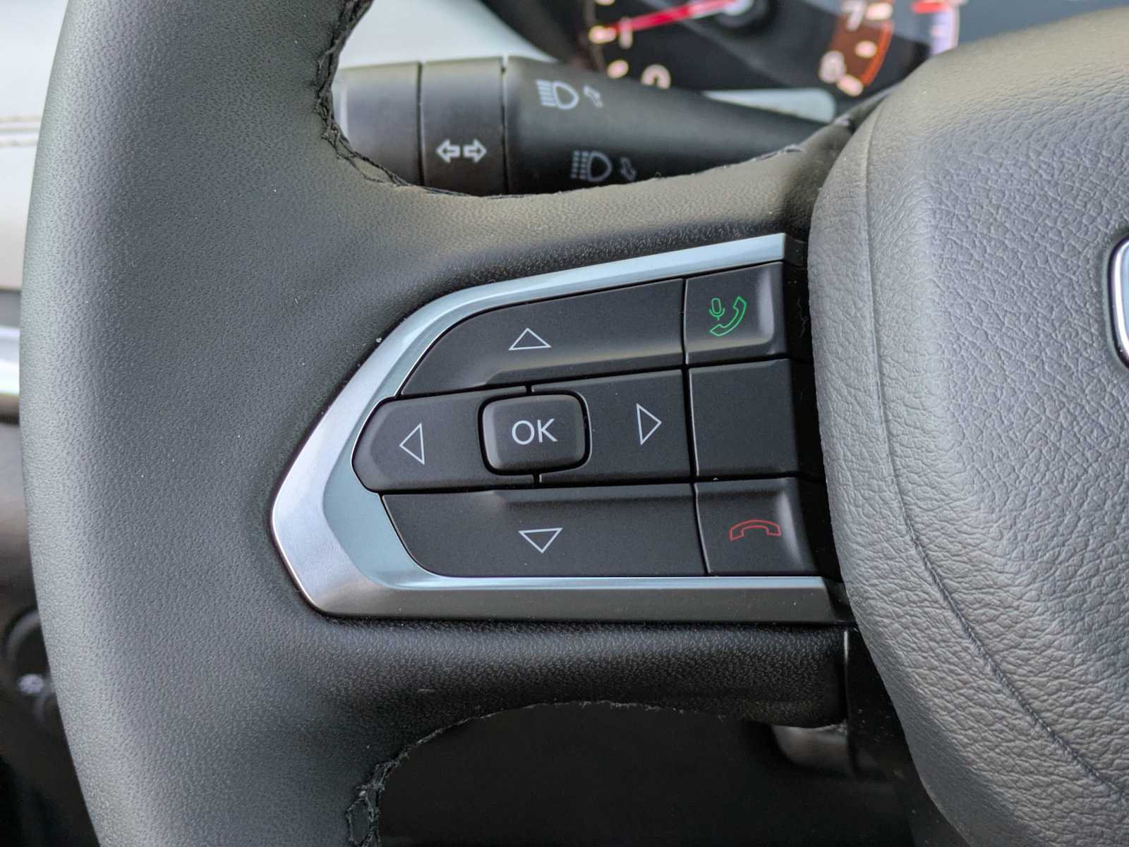 Thumbnail: 2025 Jeep Compass - 24