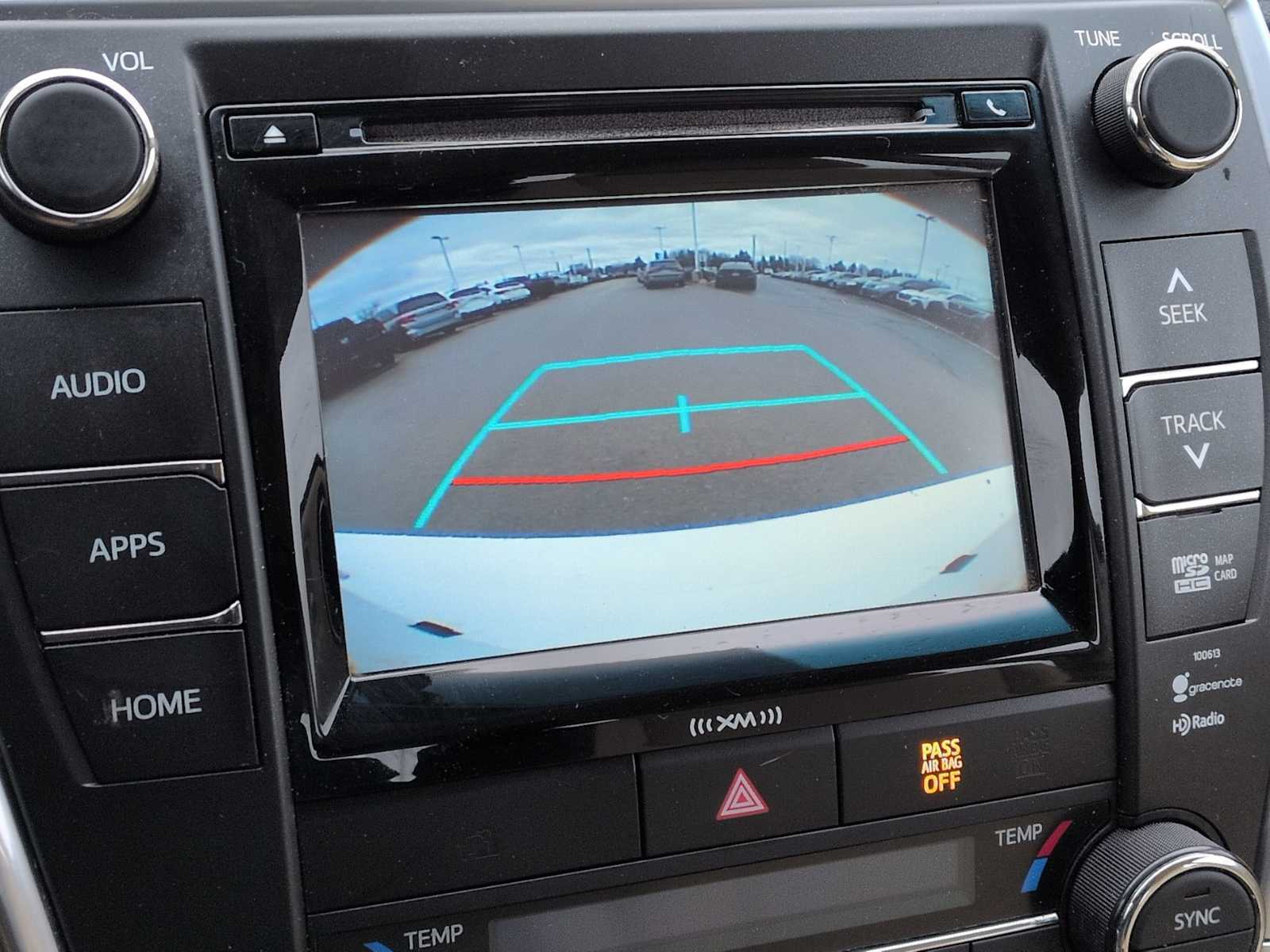 Thumbnail: 2016 Toyota Camry - 30