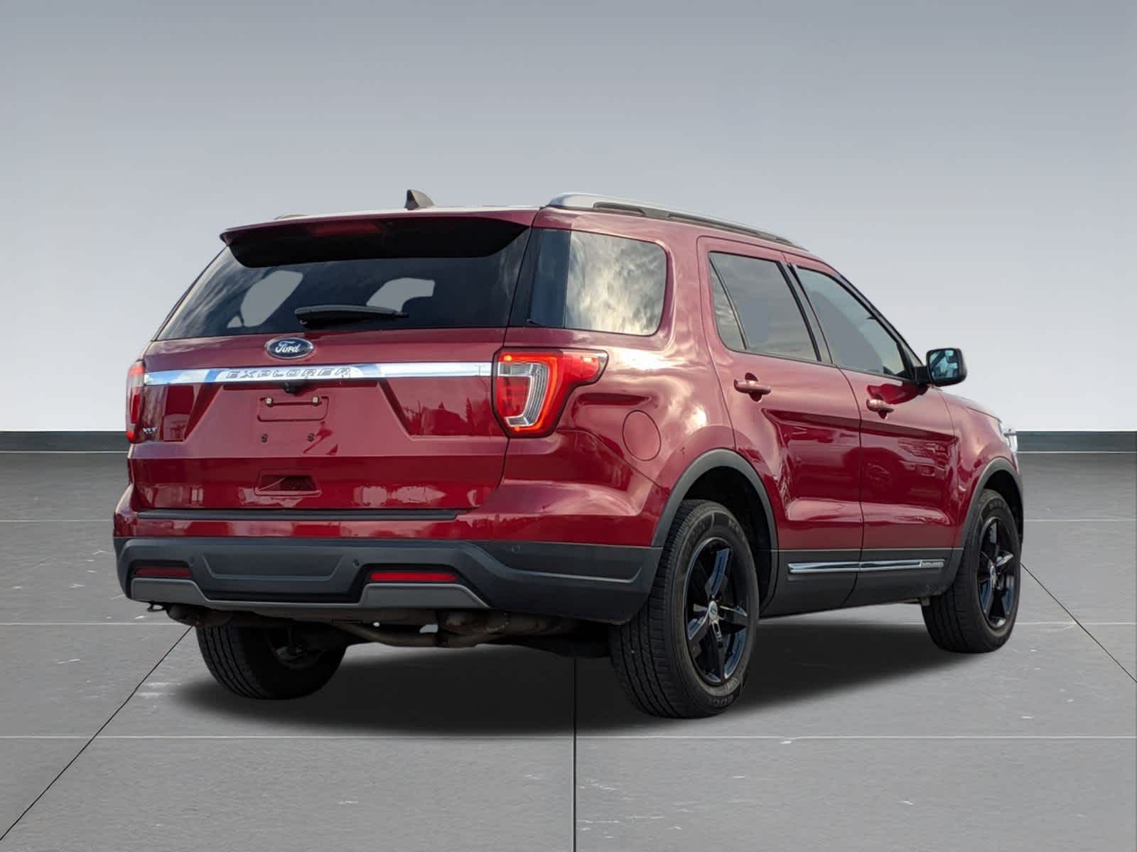 Thumbnail: 2019 Ford Explorer - 6