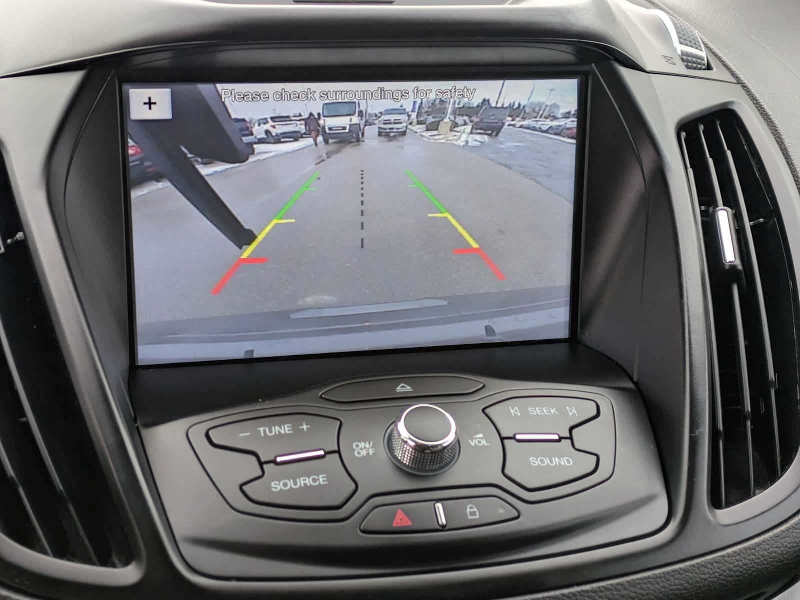 Thumbnail: 2016 Ford Escape - 29