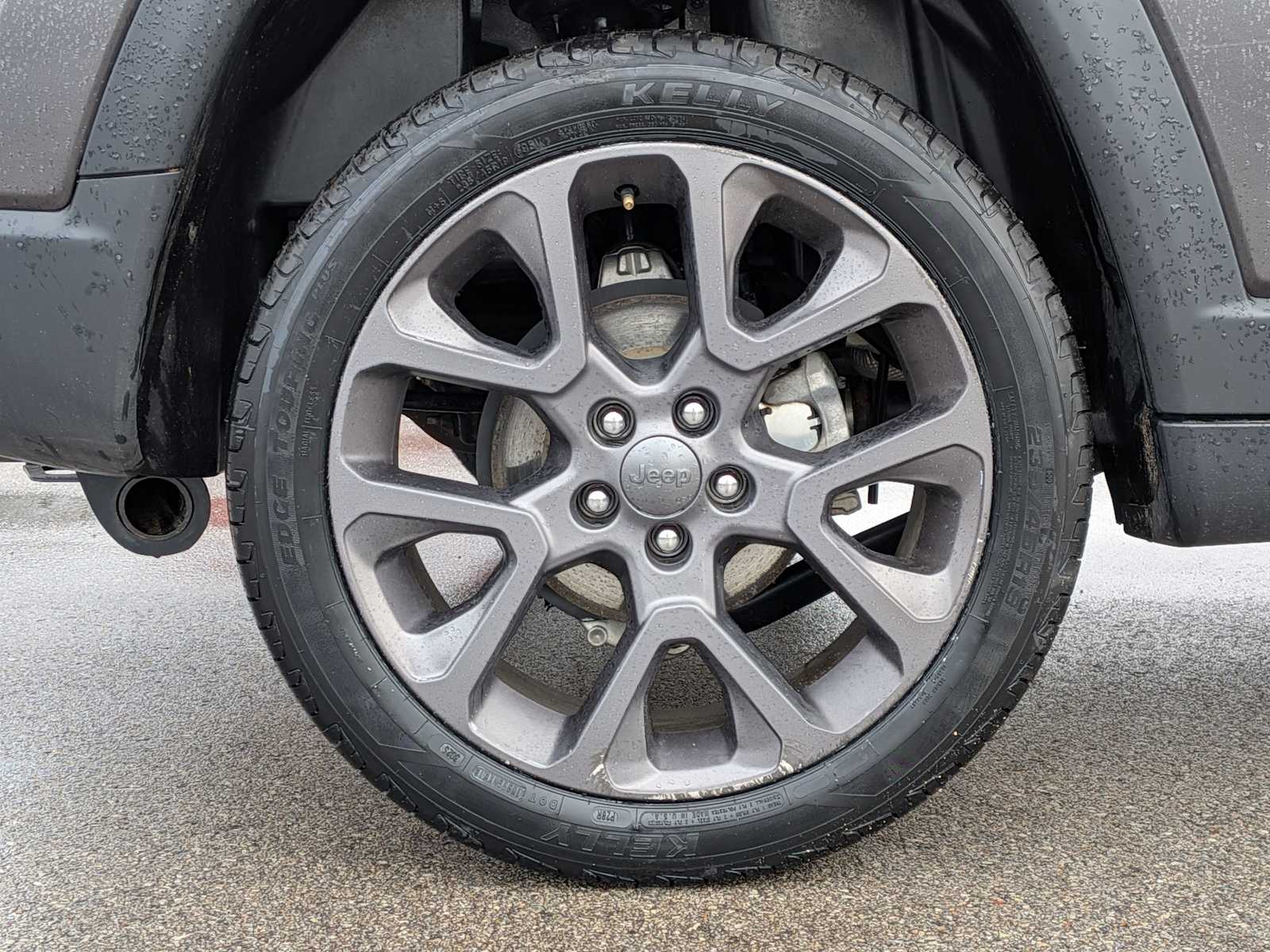 Thumbnail: 2021 Jeep Compass - 14