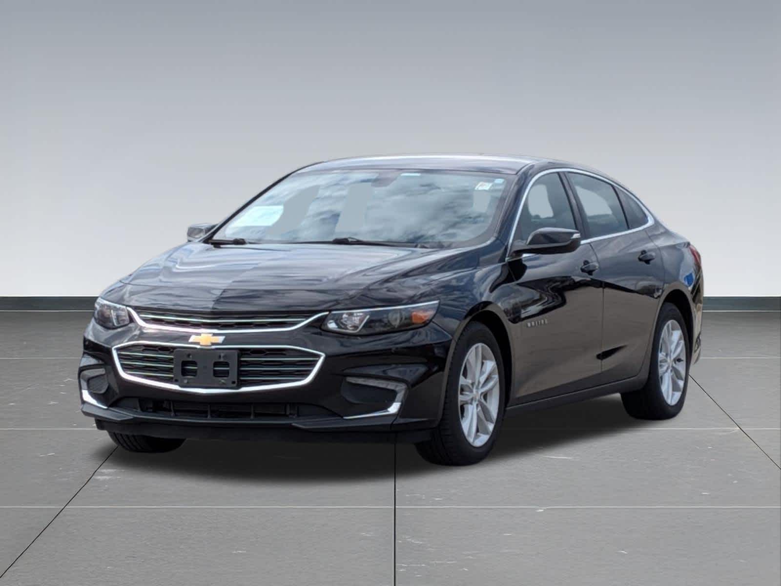 Thumbnail: 2018 Chevrolet Malibu - 9