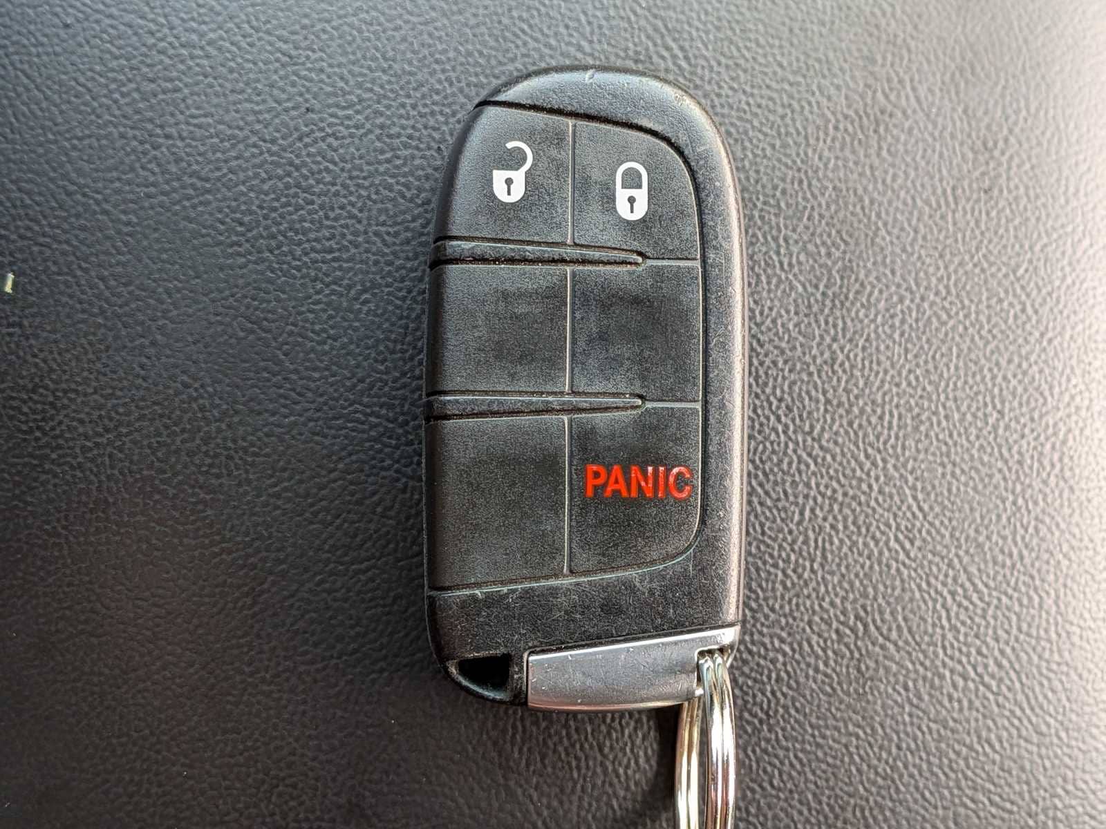 Thumbnail: 2016 Jeep Grand Cherokee - 30