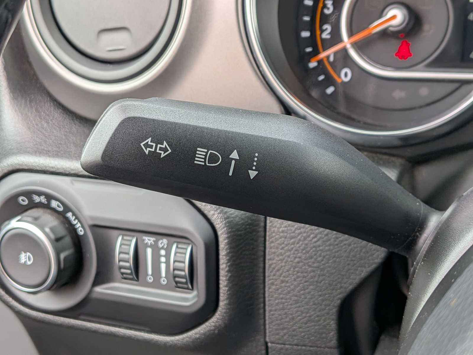 Thumbnail: 2022 Jeep Wrangler - 24