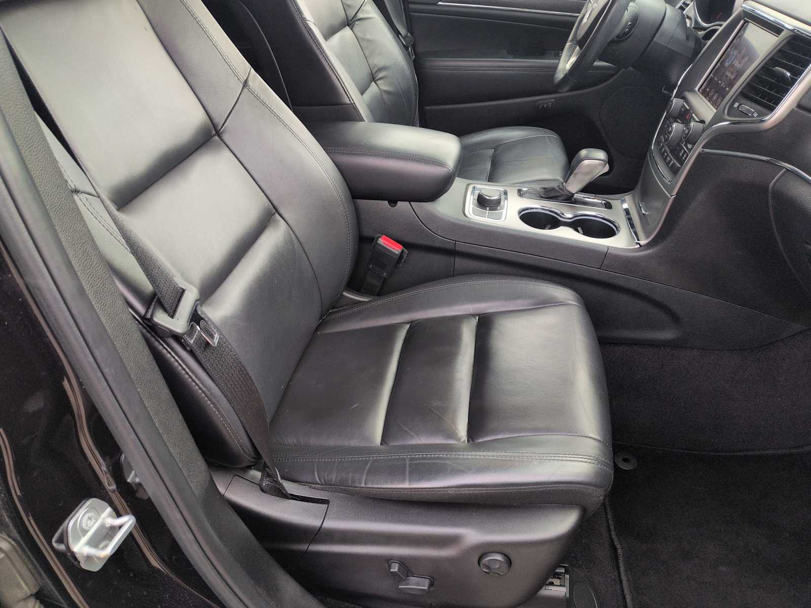 Thumbnail: 2018 Jeep Grand Cherokee - 20