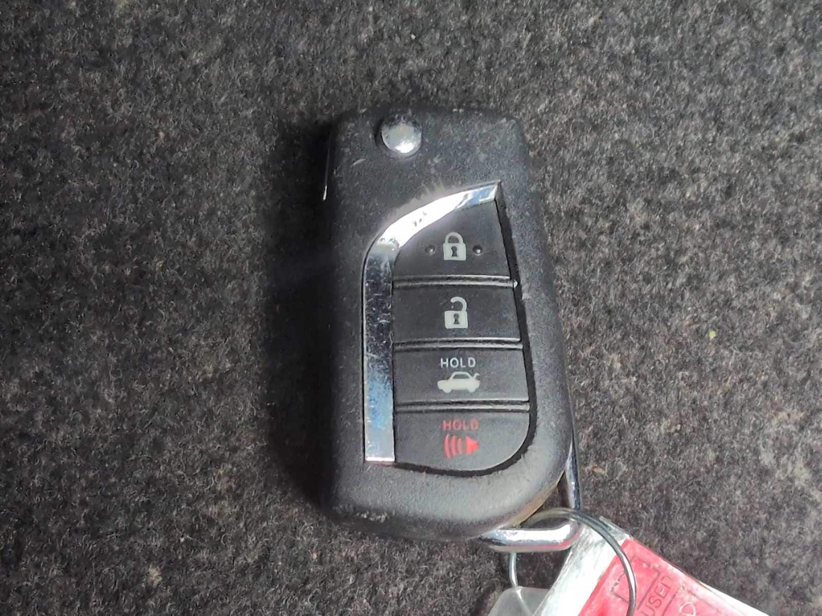 Thumbnail: 2021 Toyota Corolla - 28