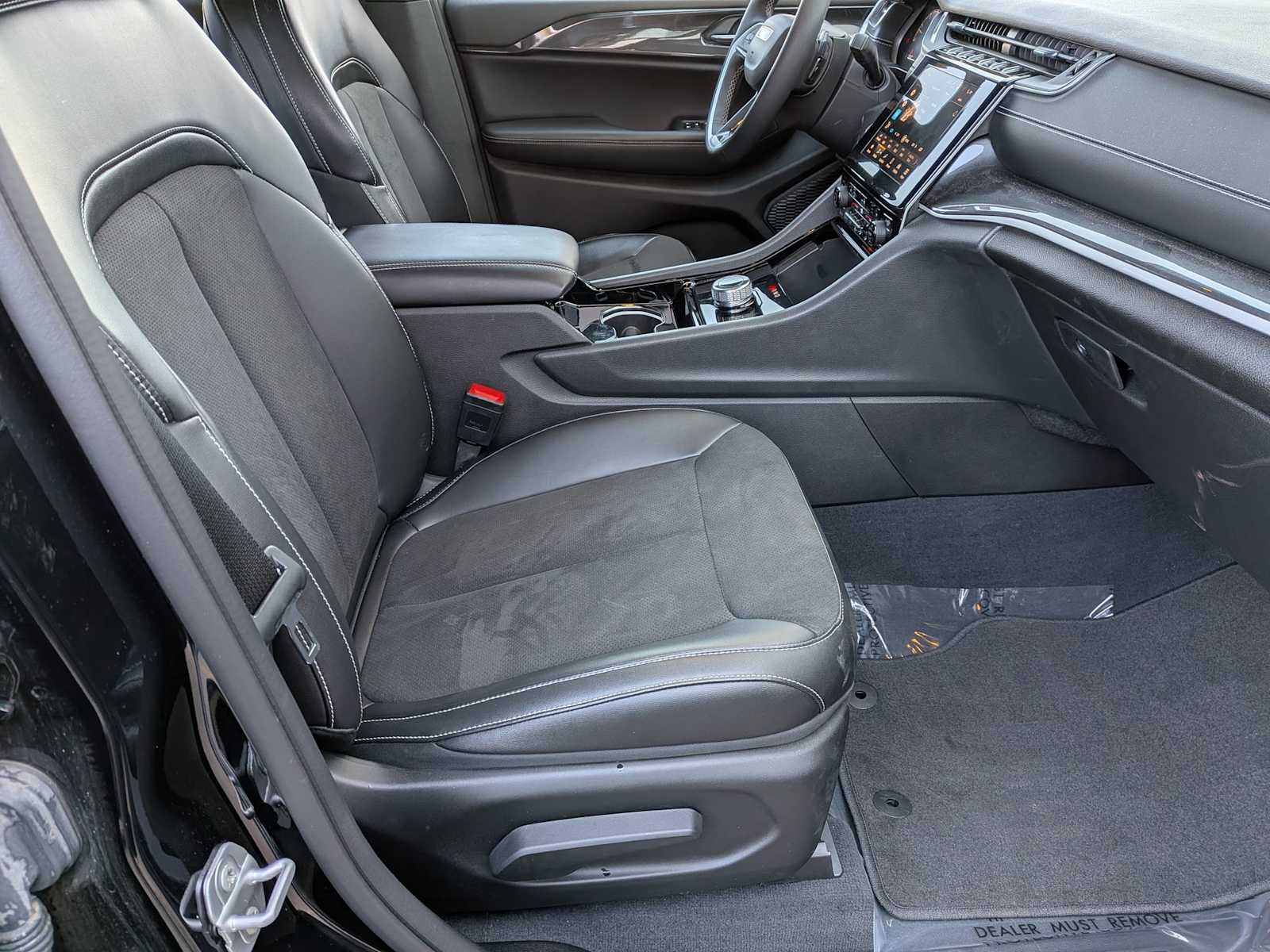 Thumbnail: 2023 Jeep Grand Cherokee - 19