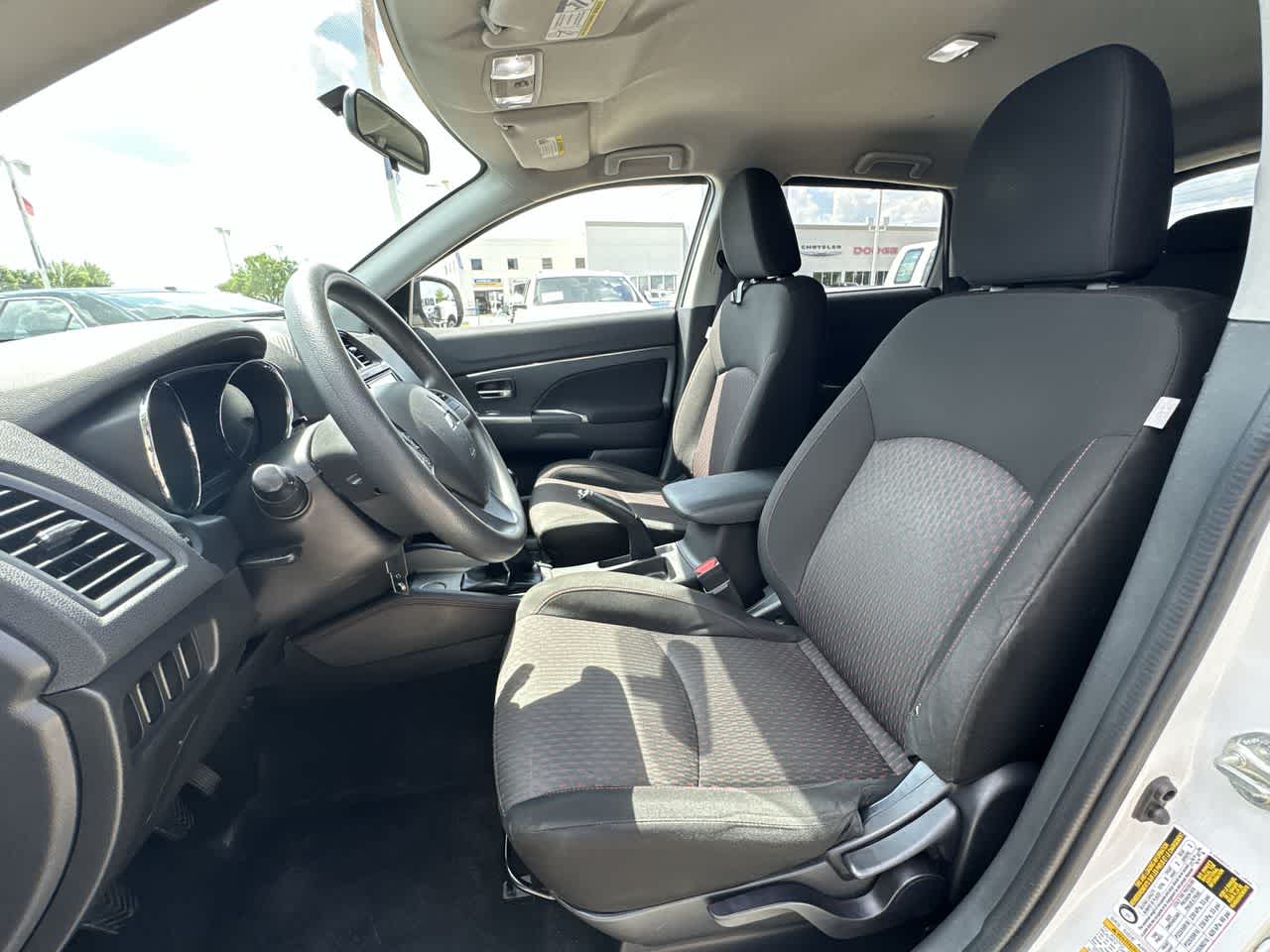 Thumbnail: 2018 Mitsubishi Outlander Sport - 10