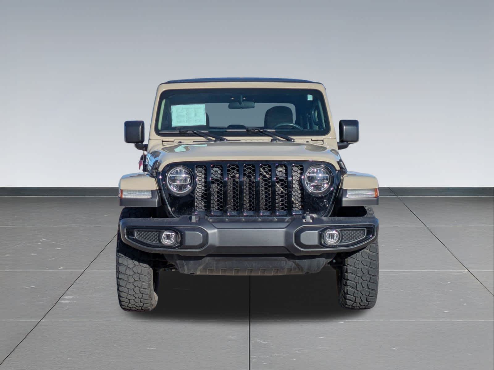 Thumbnail: 2022 Jeep Gladiator - 9