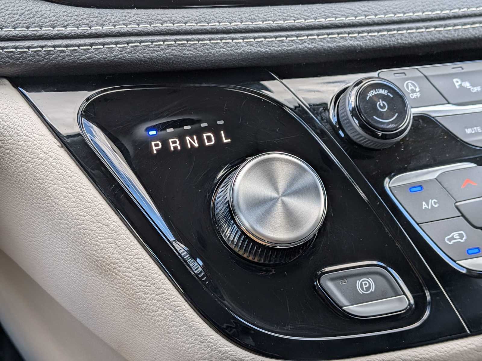 Thumbnail: 2023 Chrysler Pacifica - 29