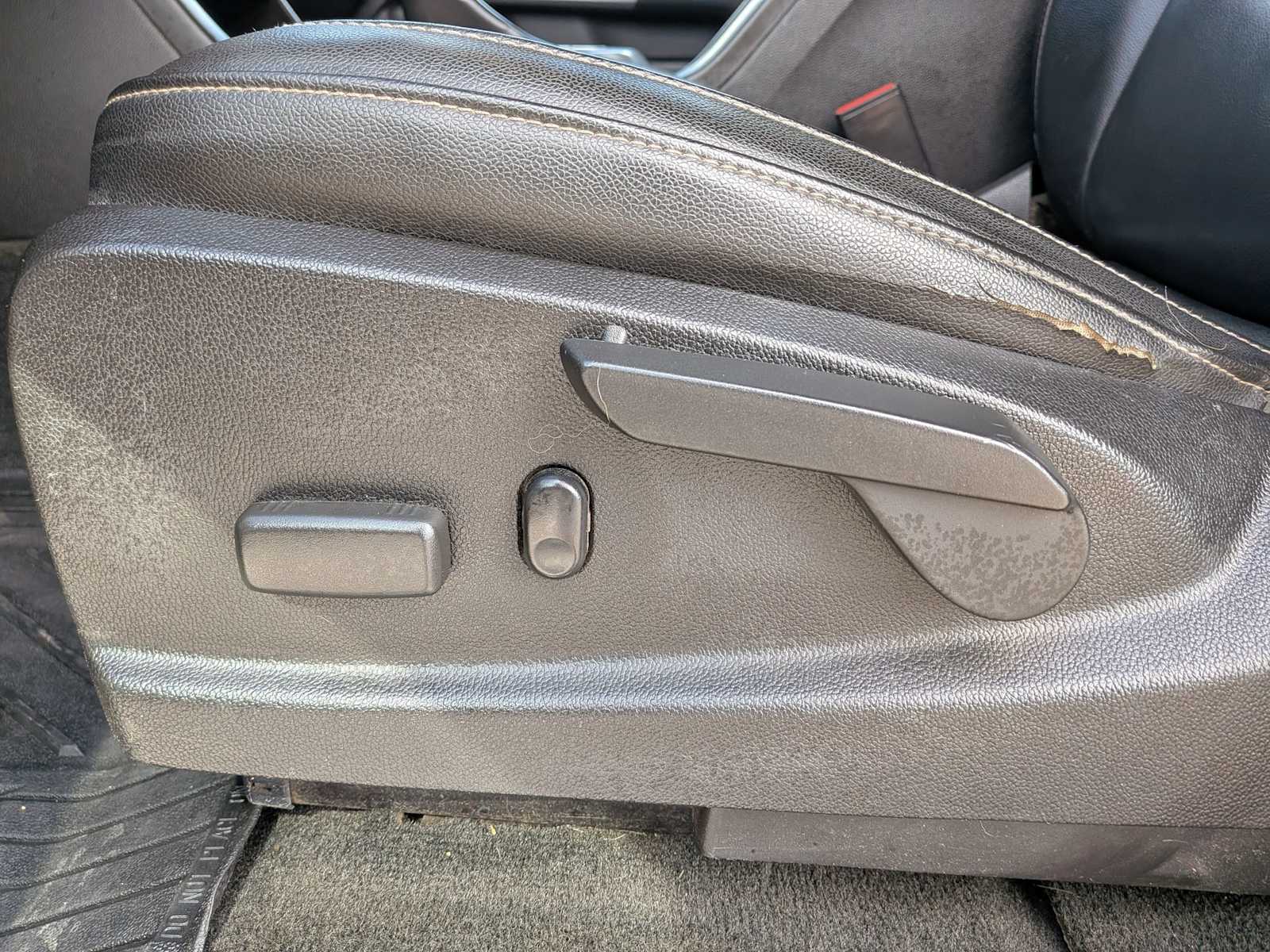 Thumbnail: 2018 Chevrolet Colorado - 16