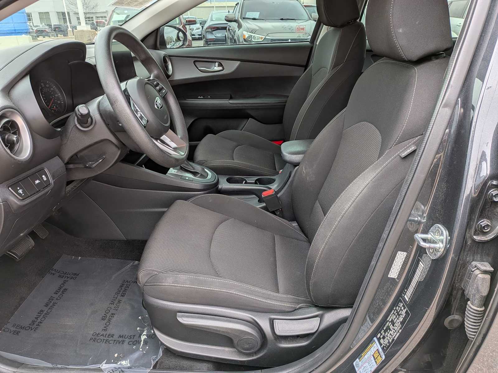 Thumbnail: 2020 Kia Forte - 24