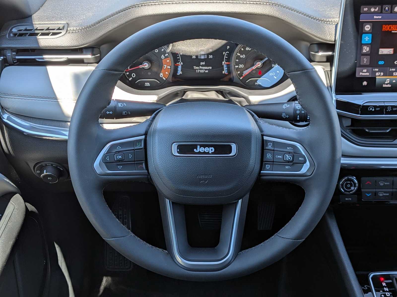 Thumbnail: 2023 Jeep Compass - 22
