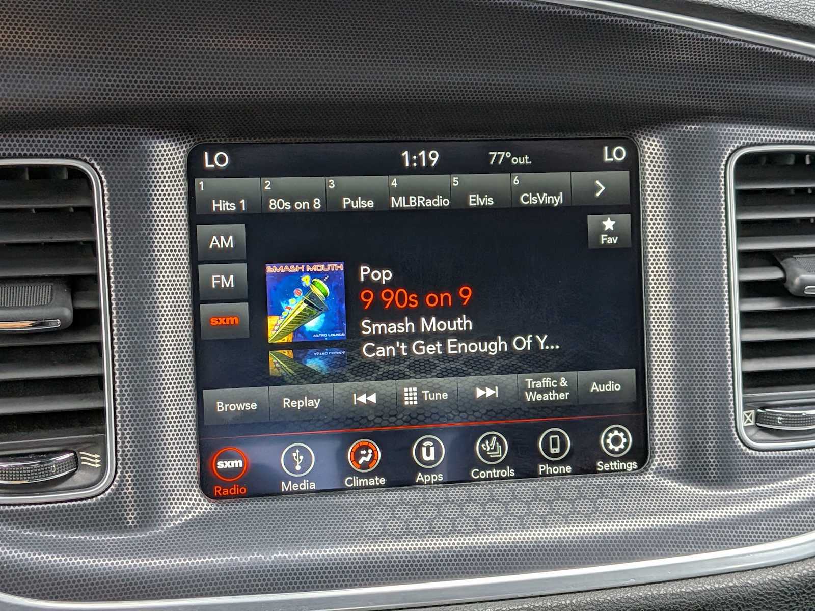 Thumbnail: 2018 Dodge Charger - 25