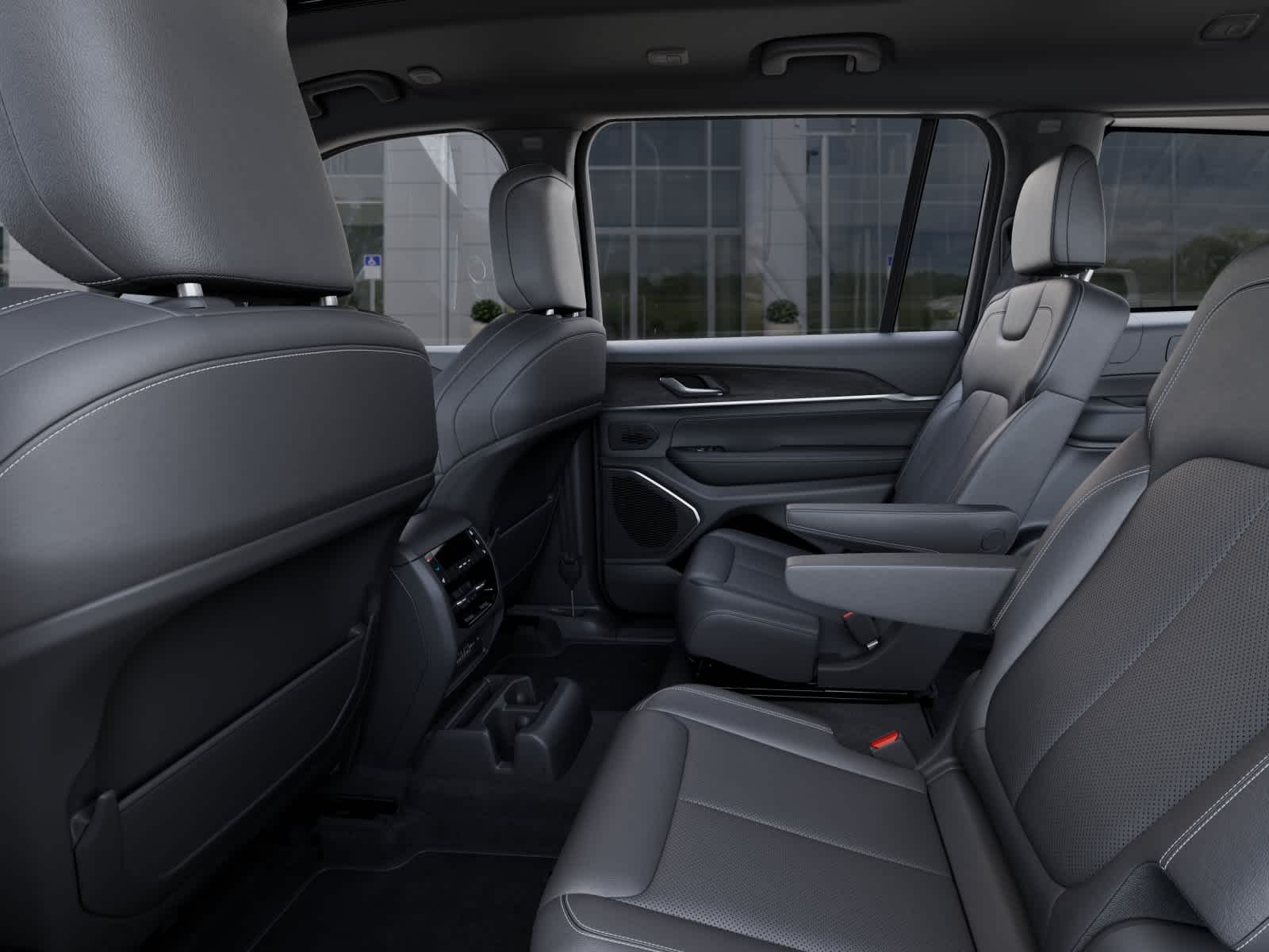 Thumbnail: 2025 Jeep Grand Cherokee L - 23