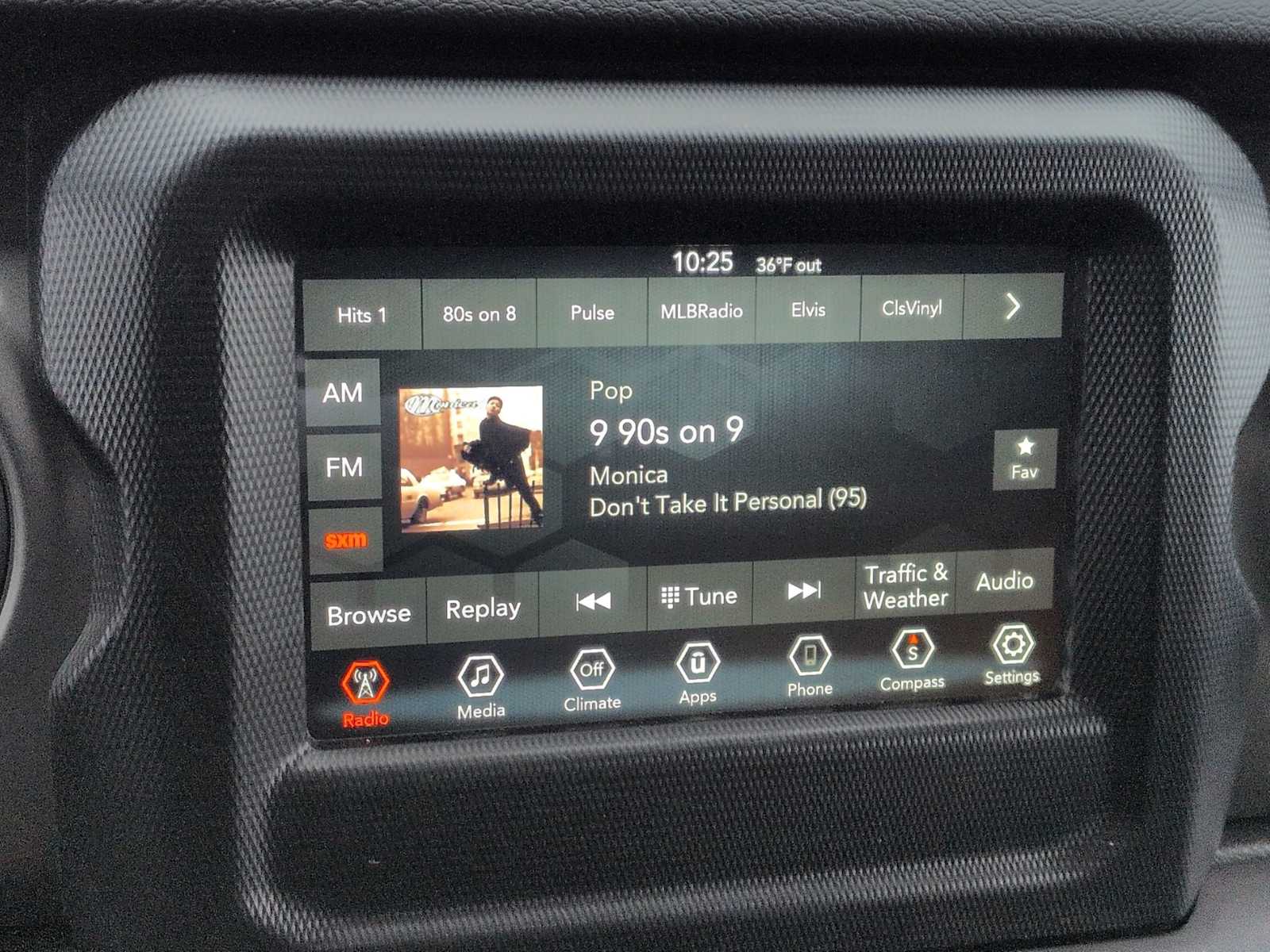 Thumbnail: 2023 Jeep Wrangler - 26