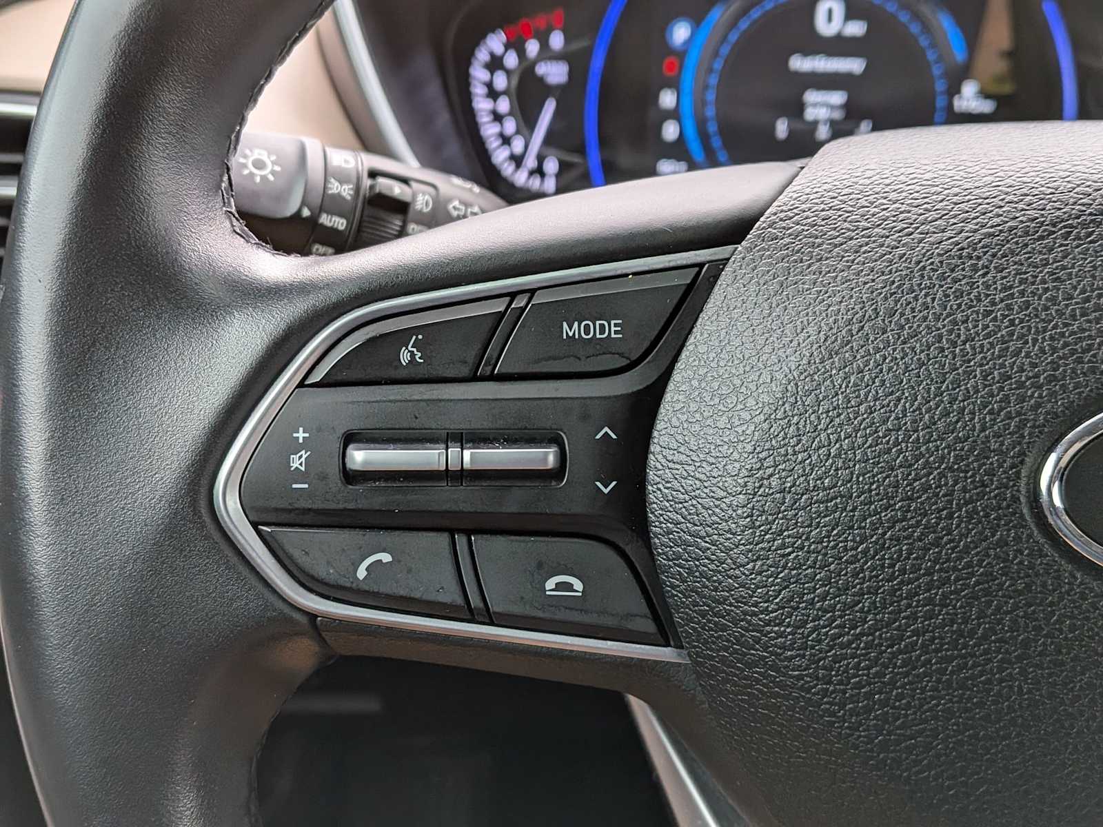 Thumbnail: 2019 Hyundai Santa Fe - 25