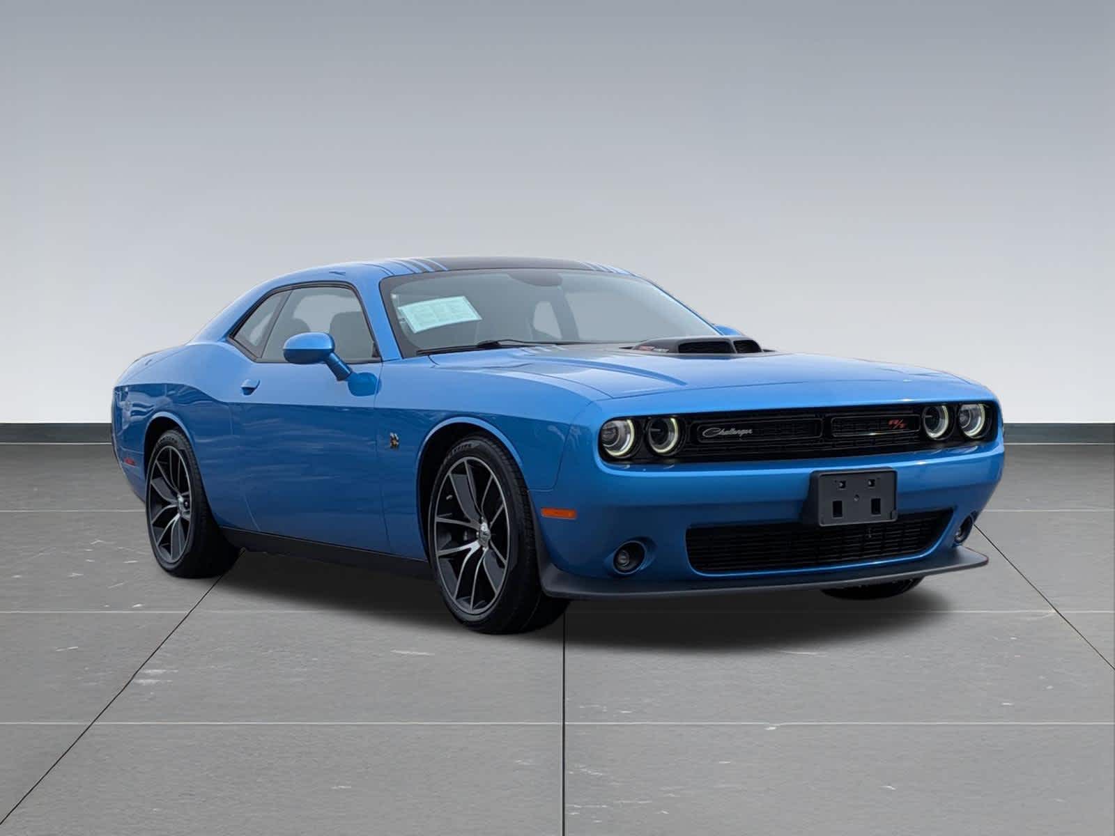 Thumbnail: 2016 Dodge Challenger - 7