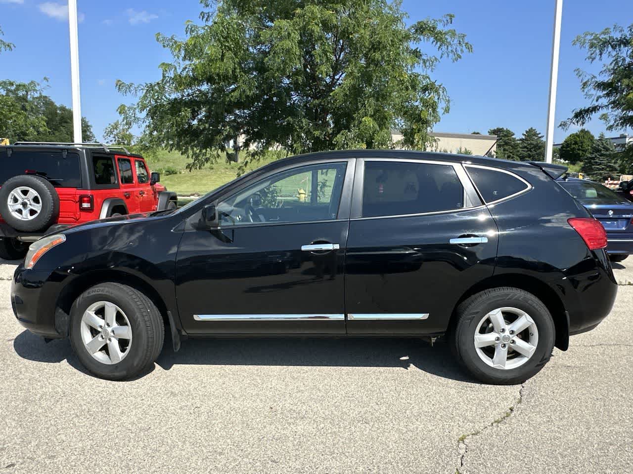 Thumbnail: 2013 Nissan Rogue - 2