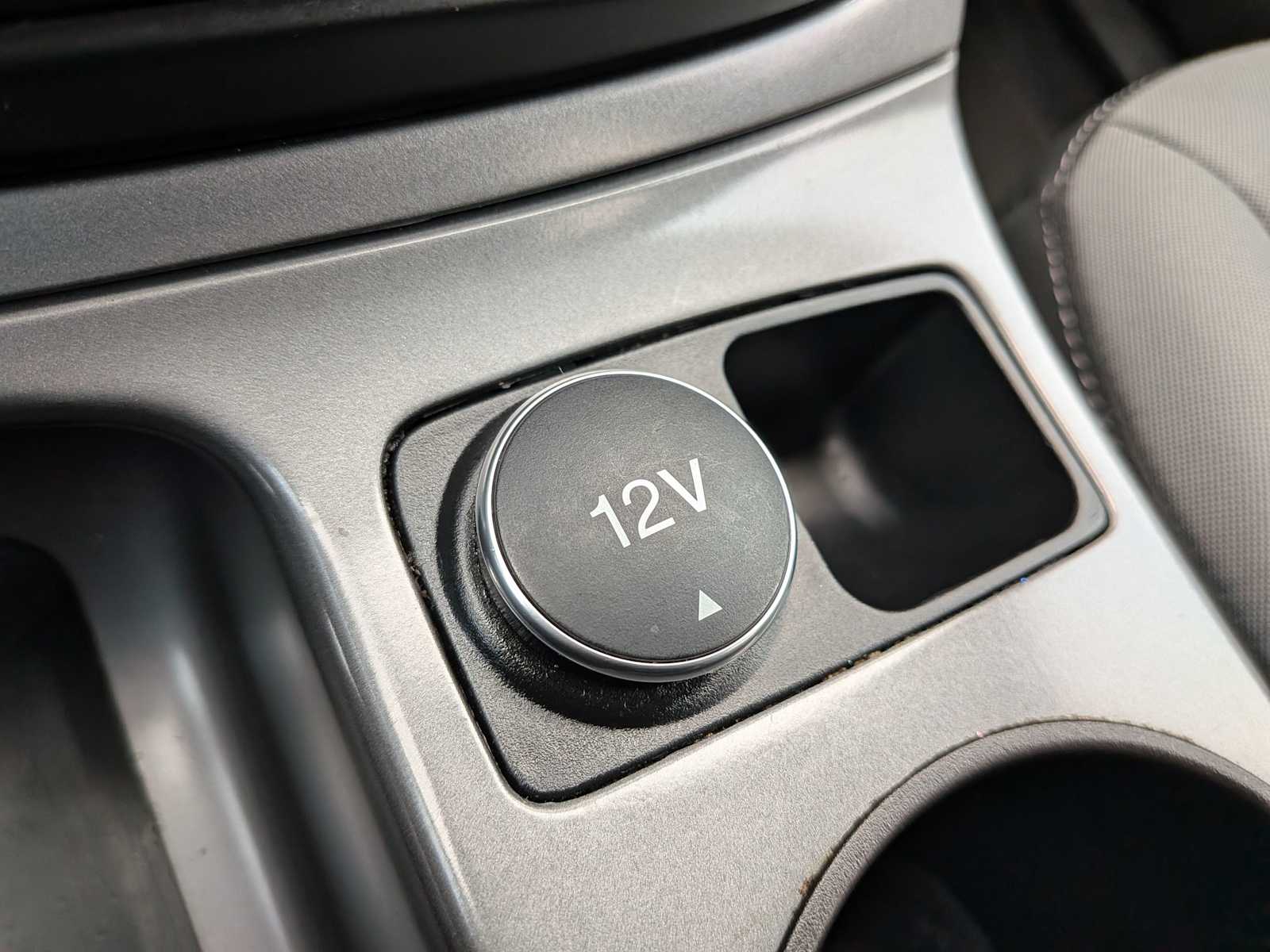 Thumbnail: 2015 Ford Escape - 26