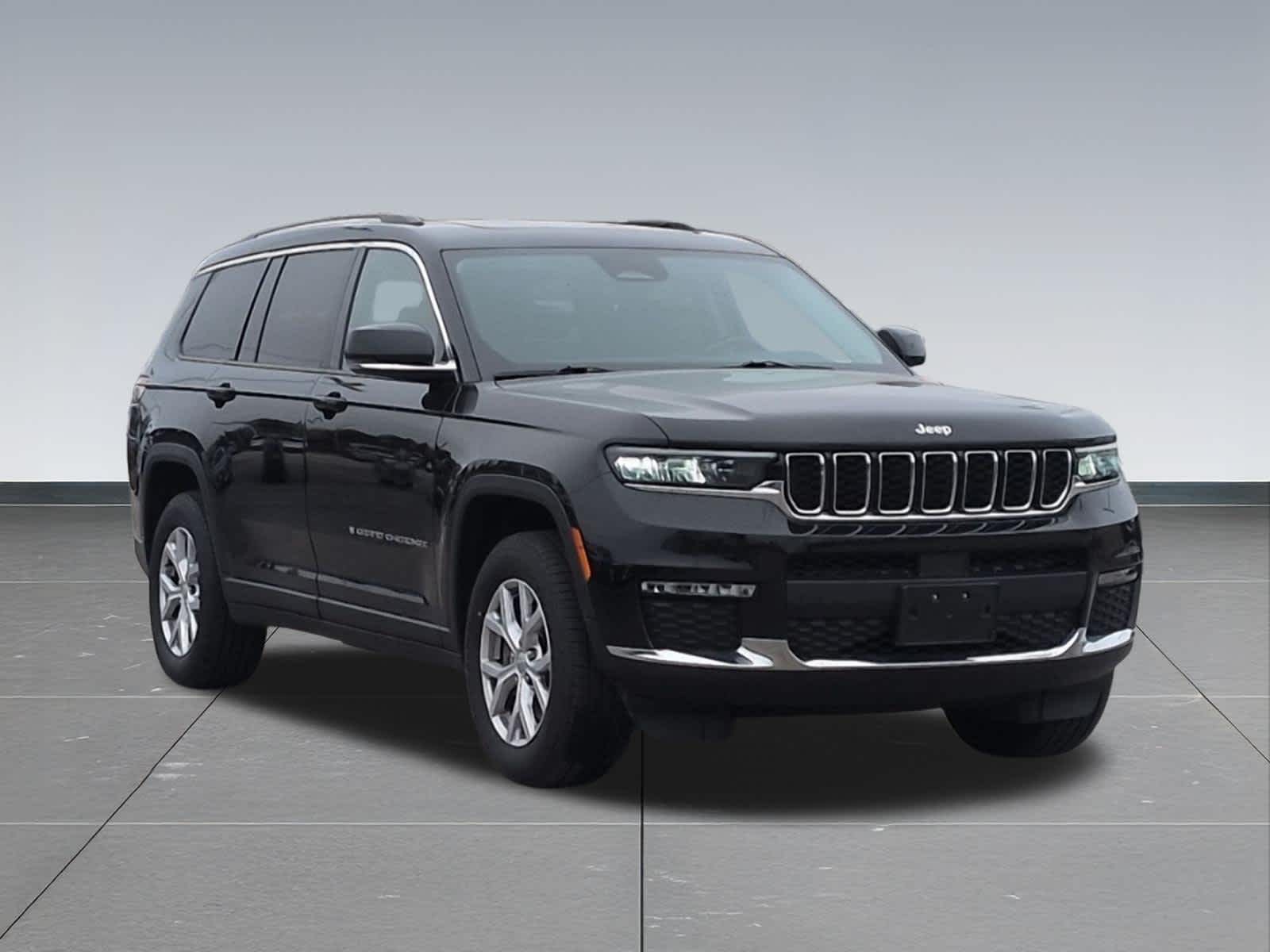 Thumbnail: 2022 Jeep Grand Cherokee - 8