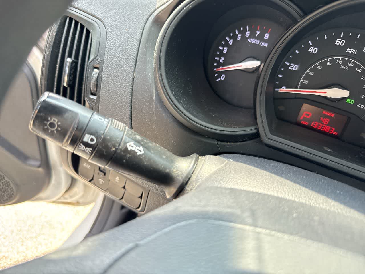 Thumbnail: 2014 Kia Rio5 - 23