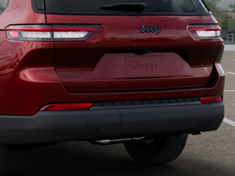 Thumbnail: 2025 Jeep Grand Cherokee L - 13