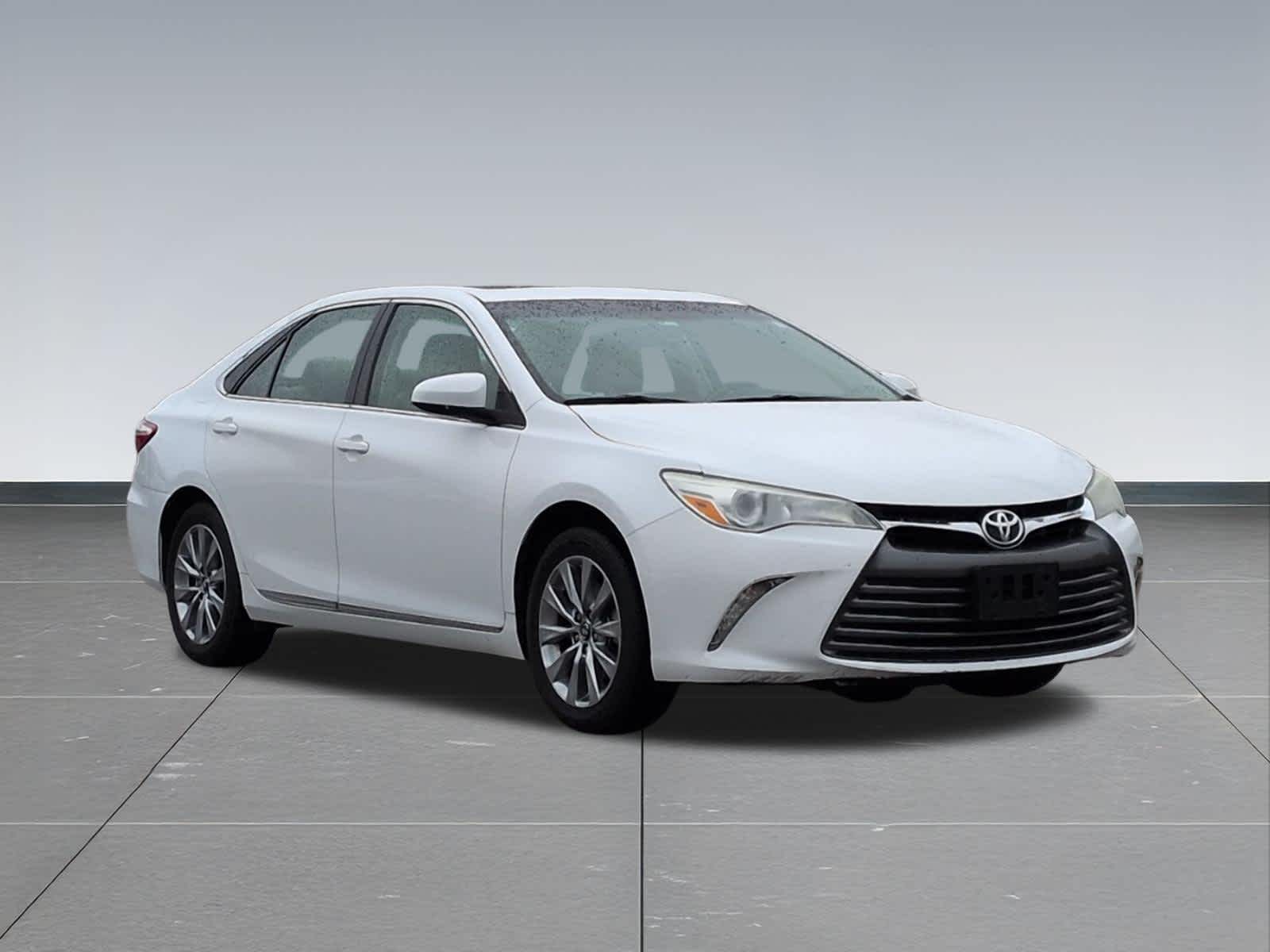 Thumbnail: 2016 Toyota Camry - 8