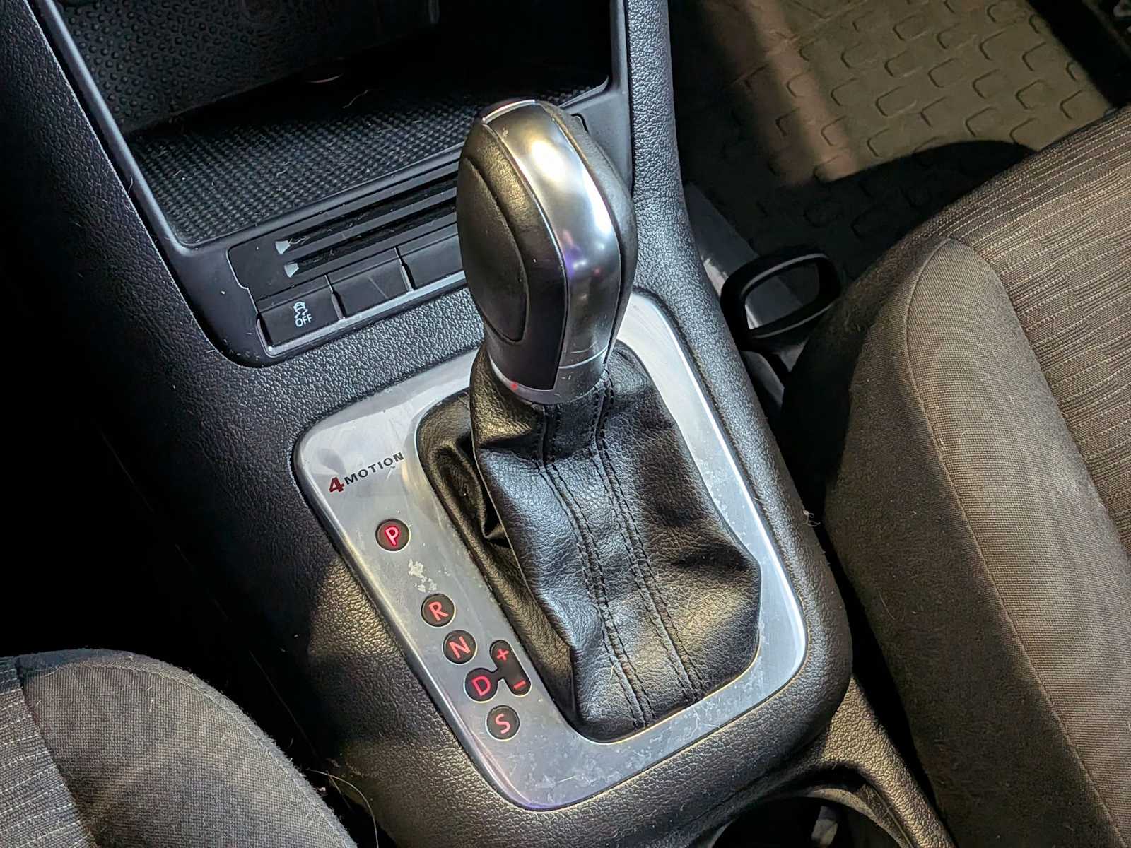 Thumbnail: 2014 Volkswagen Tiguan - 26