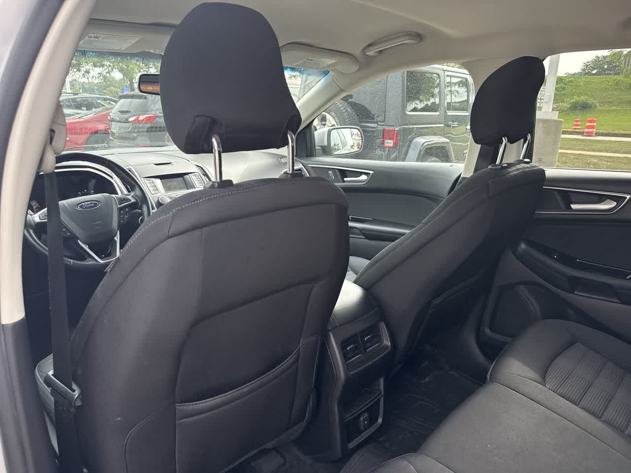 Thumbnail: 2015 Ford Edge - 17