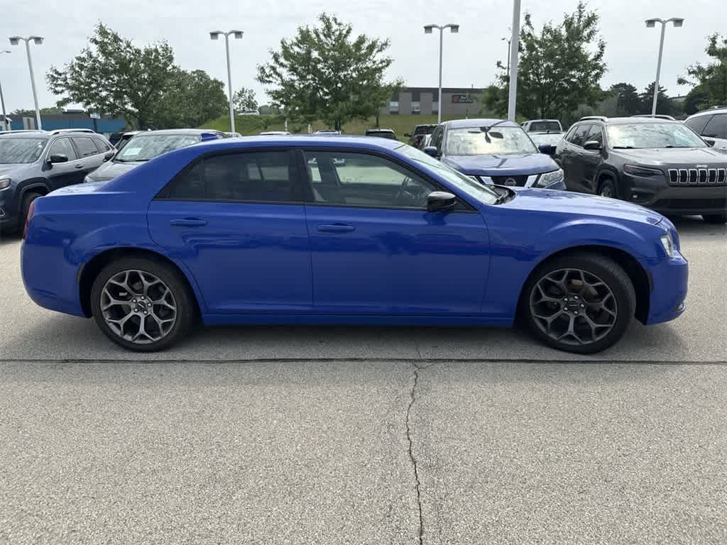 Thumbnail: 2018 Chrysler 300 - 7