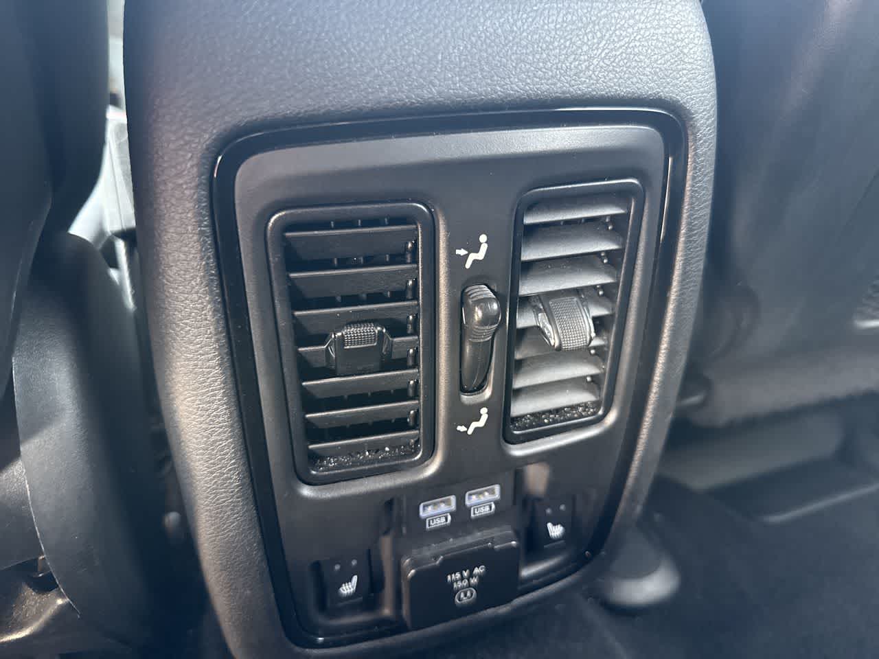 Thumbnail: 2022 Dodge Durango - 19