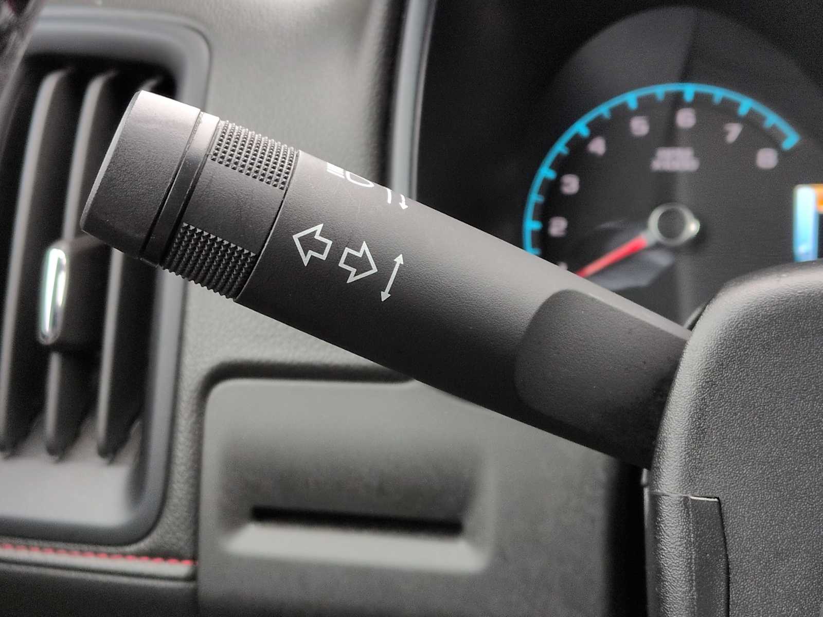 Thumbnail: 2018 GMC Canyon - 24