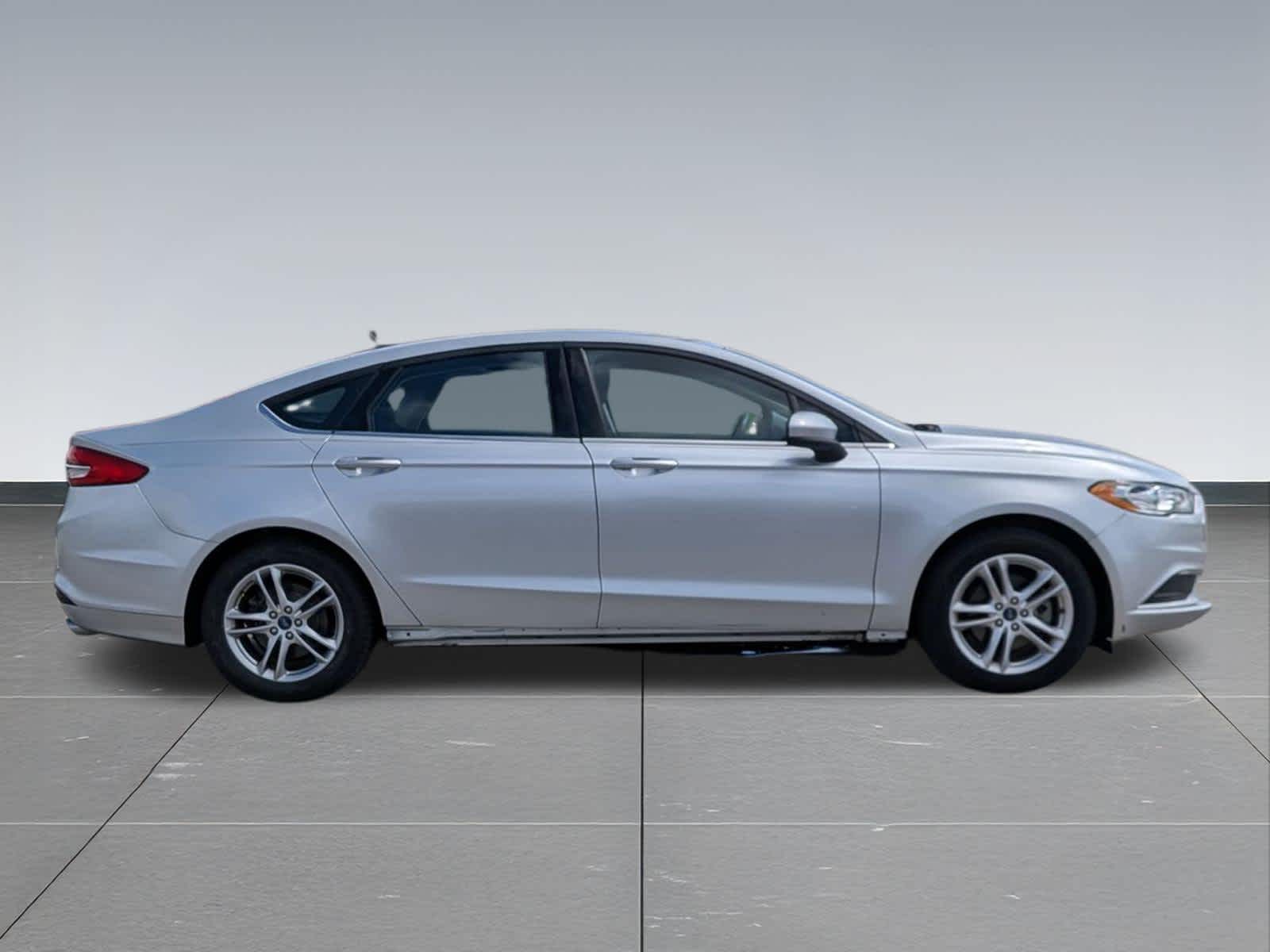 Thumbnail: 2018 Ford Fusion - 6