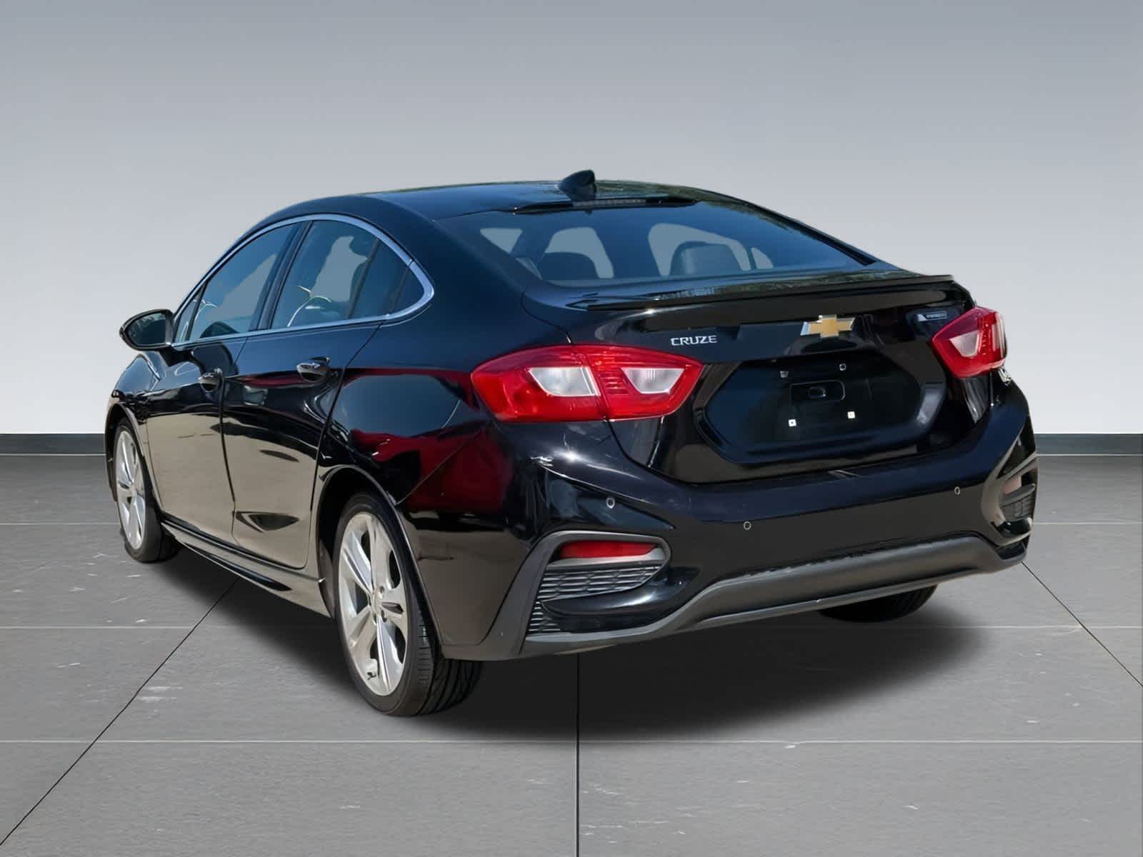 Thumbnail: 2016 Chevrolet Cruze - 5