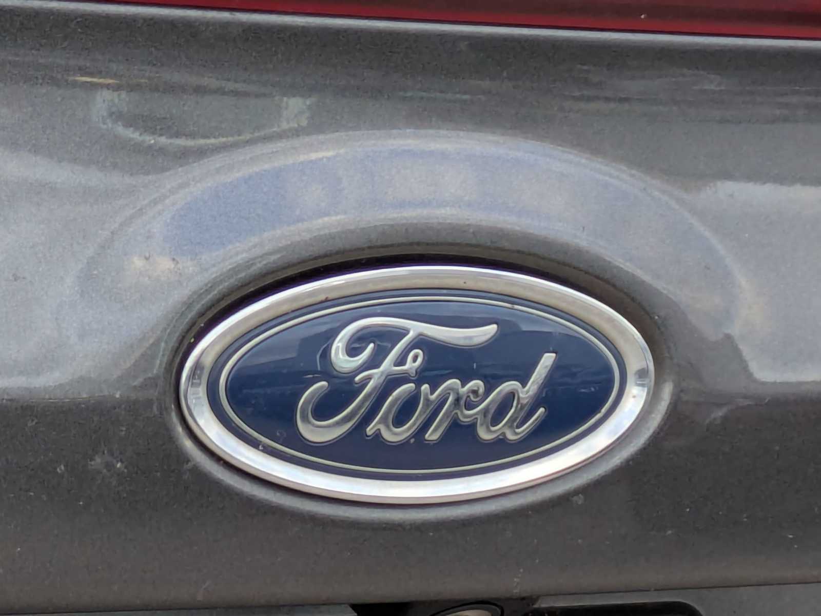 Thumbnail: 2015 Ford Focus - 11