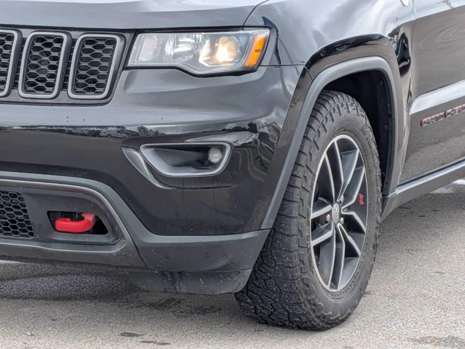 Thumbnail: 2018 Jeep Grand Cherokee - 10